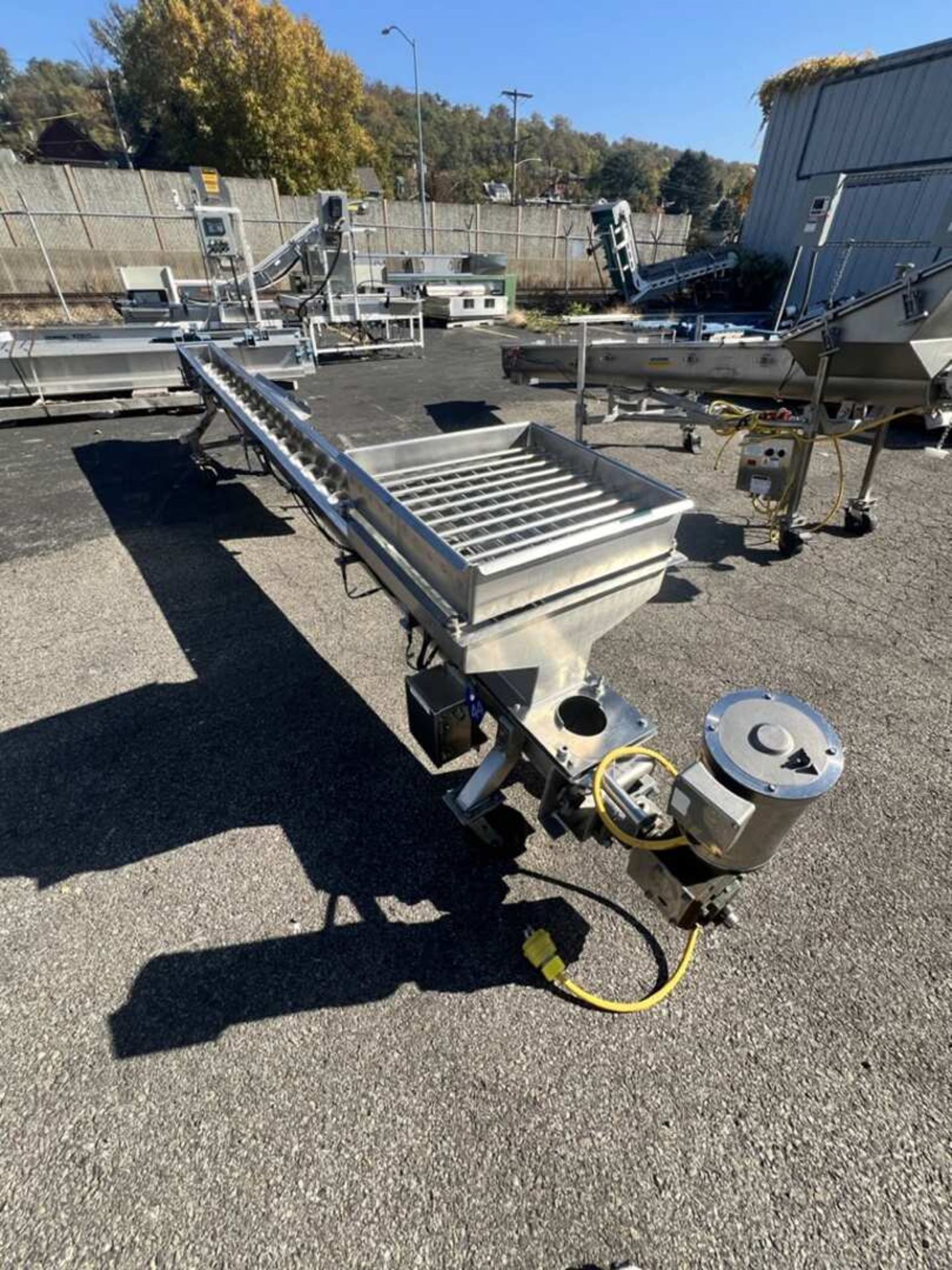 14 FT L PORTABLE INCLINED S/S AUGER CONVEYOR - Image 13 of 27