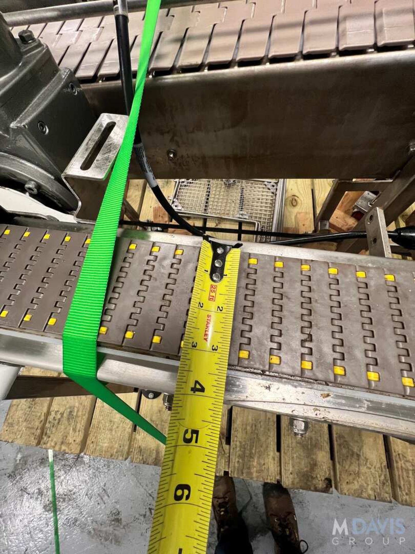 (3) SECTIONS OF CONVEYOR (2) STRAIGHT AND (1) 90 DEGREE, 90 DEGREE APPROX. 90 IN. LX 8 IN. W, STRAI - Image 23 of 25