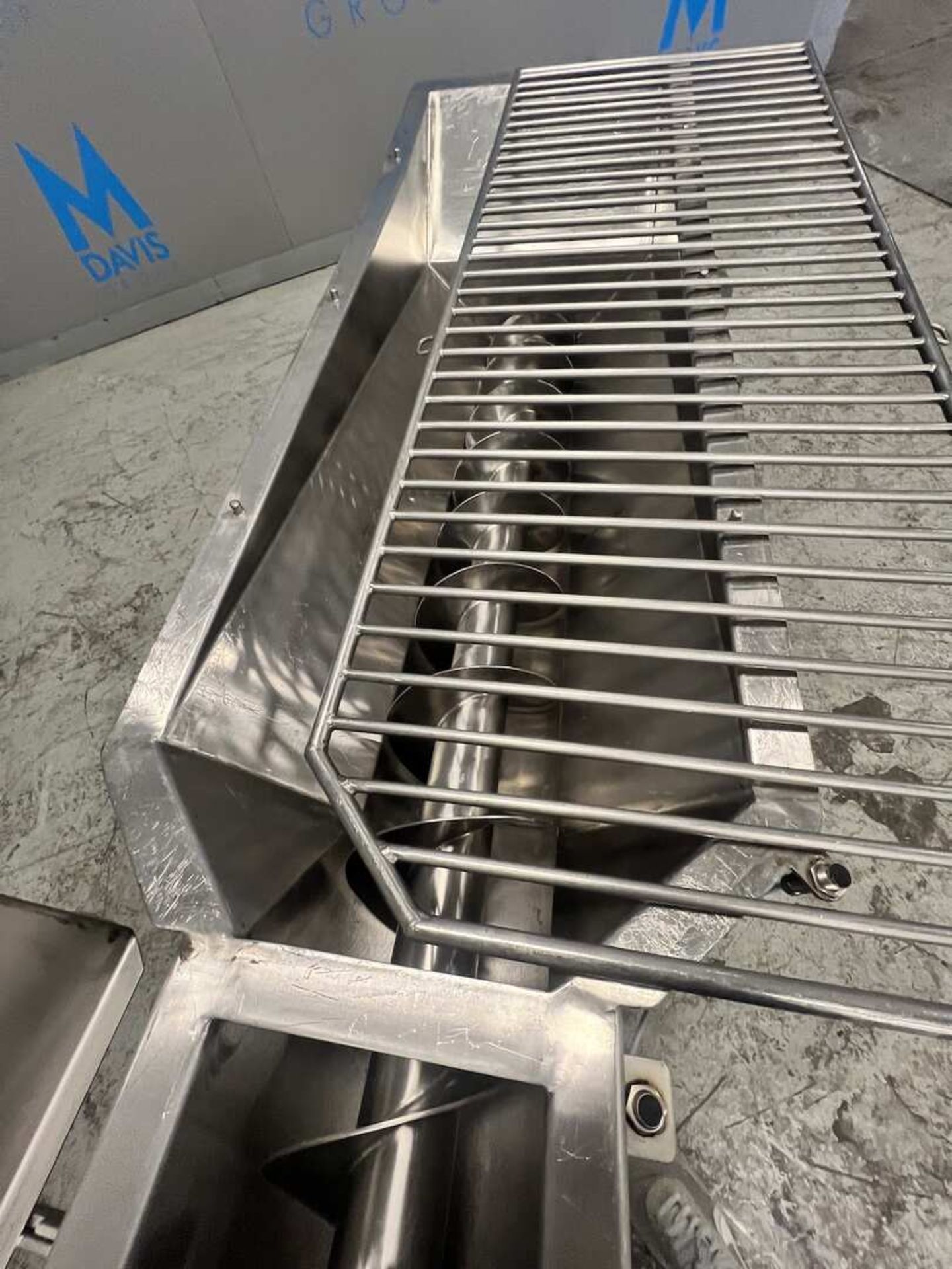 MTC 13 FT L PORTABLE INCLINED S/S AUGER CONVEYOR / HOPPER - Image 8 of 30