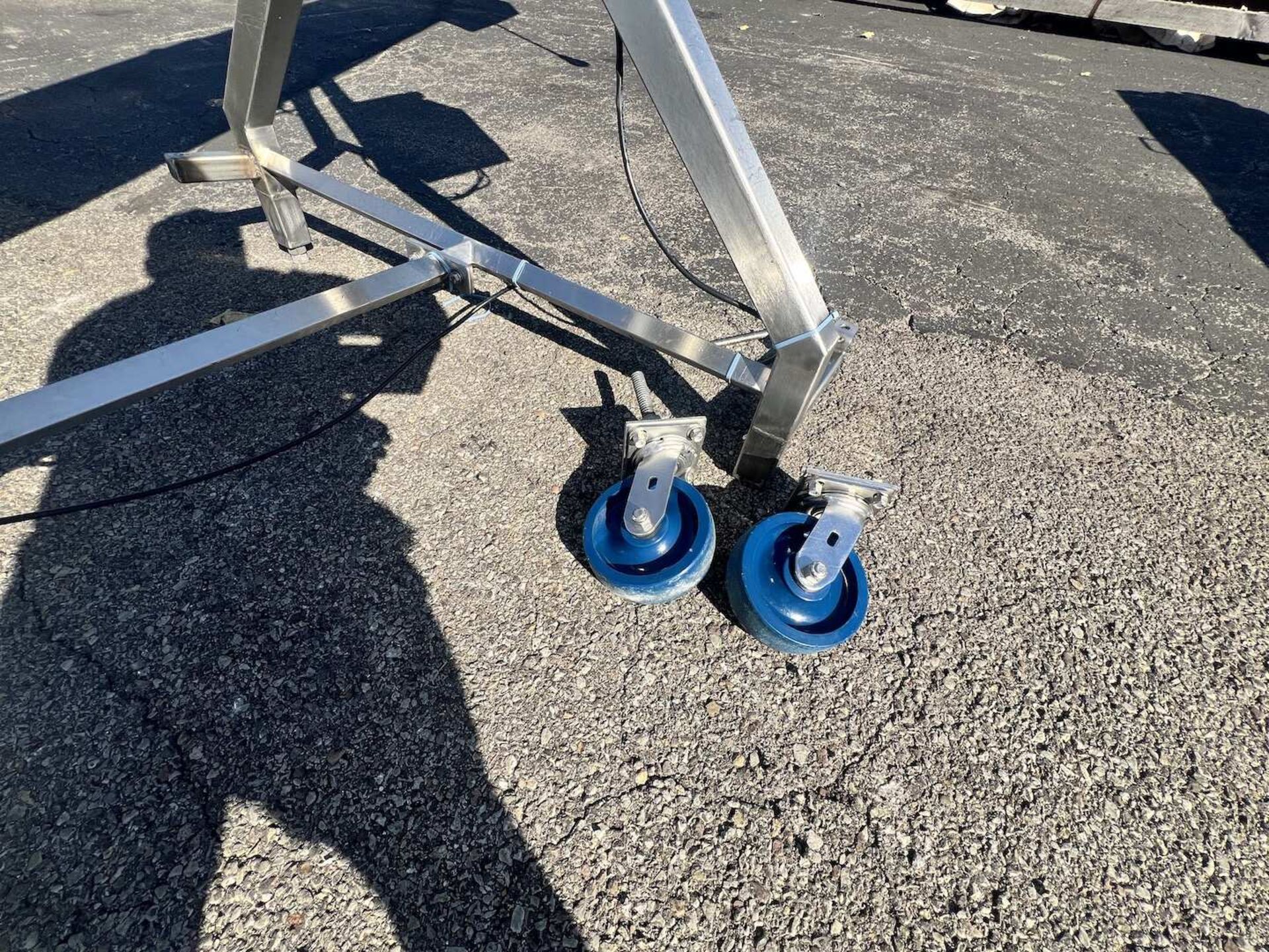 13 FT L PORTABLE INCLINED S/S AUGER CONVEYOR - Image 28 of 28