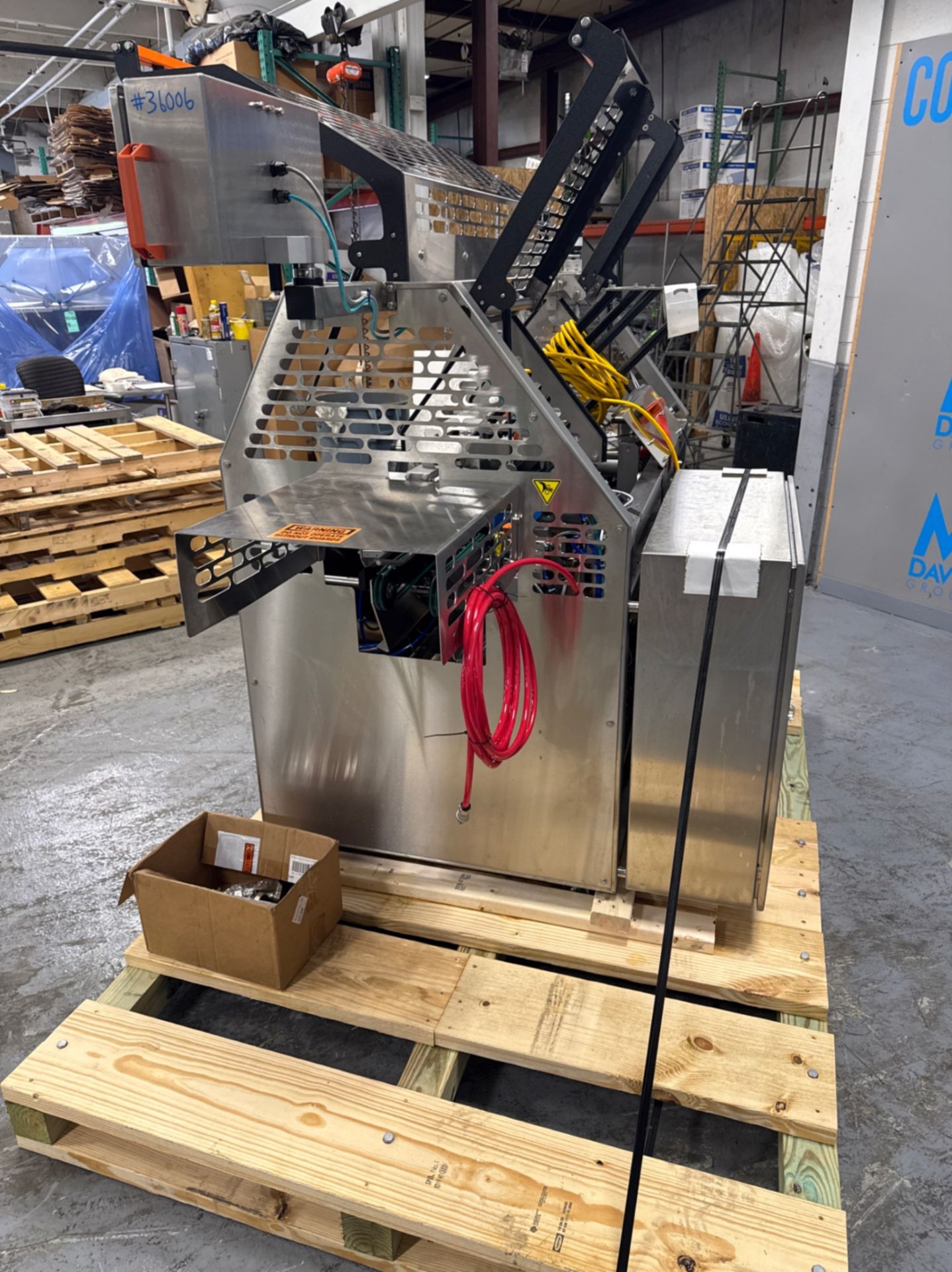 KEYMAC AUTOMATIC TRAY SLEEVER - Image 4 of 9