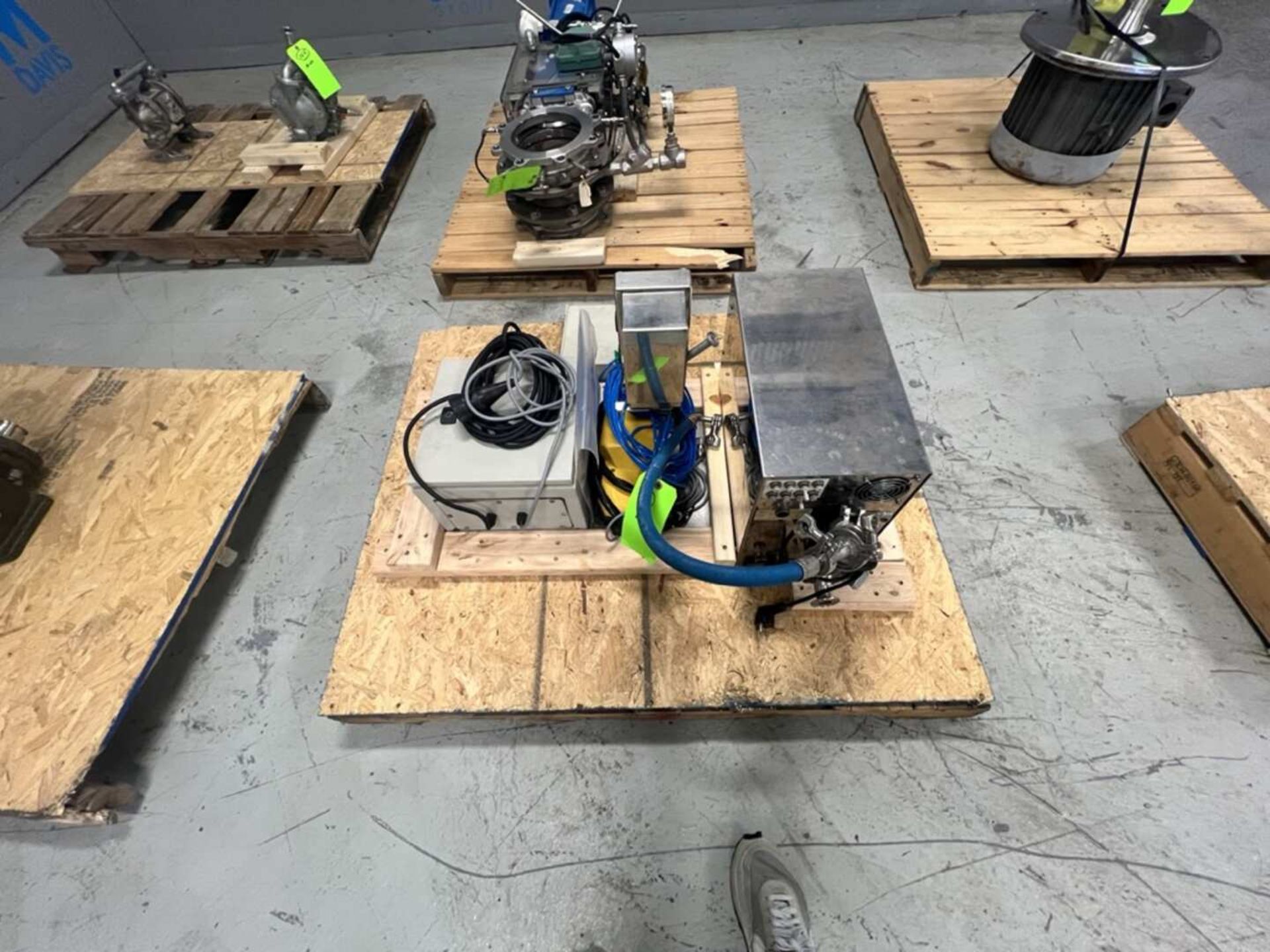 UNITRONICS / IPN FILLING STATION, MODEL CLS V-12/M210 - Image 7 of 15