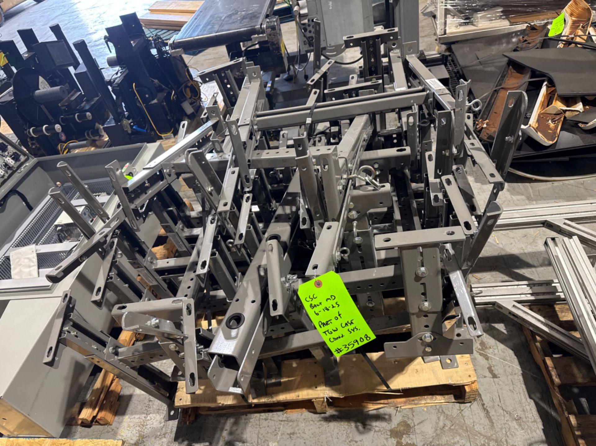 TGW CASE CONVEYOR SYSTEM - Image 11 of 19