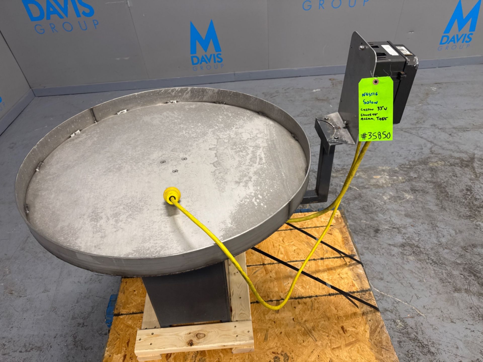 CUSTOM 33 W X 29 H CONVEYOR ROUND ACCUMULATION TABLE - Image 3 of 6