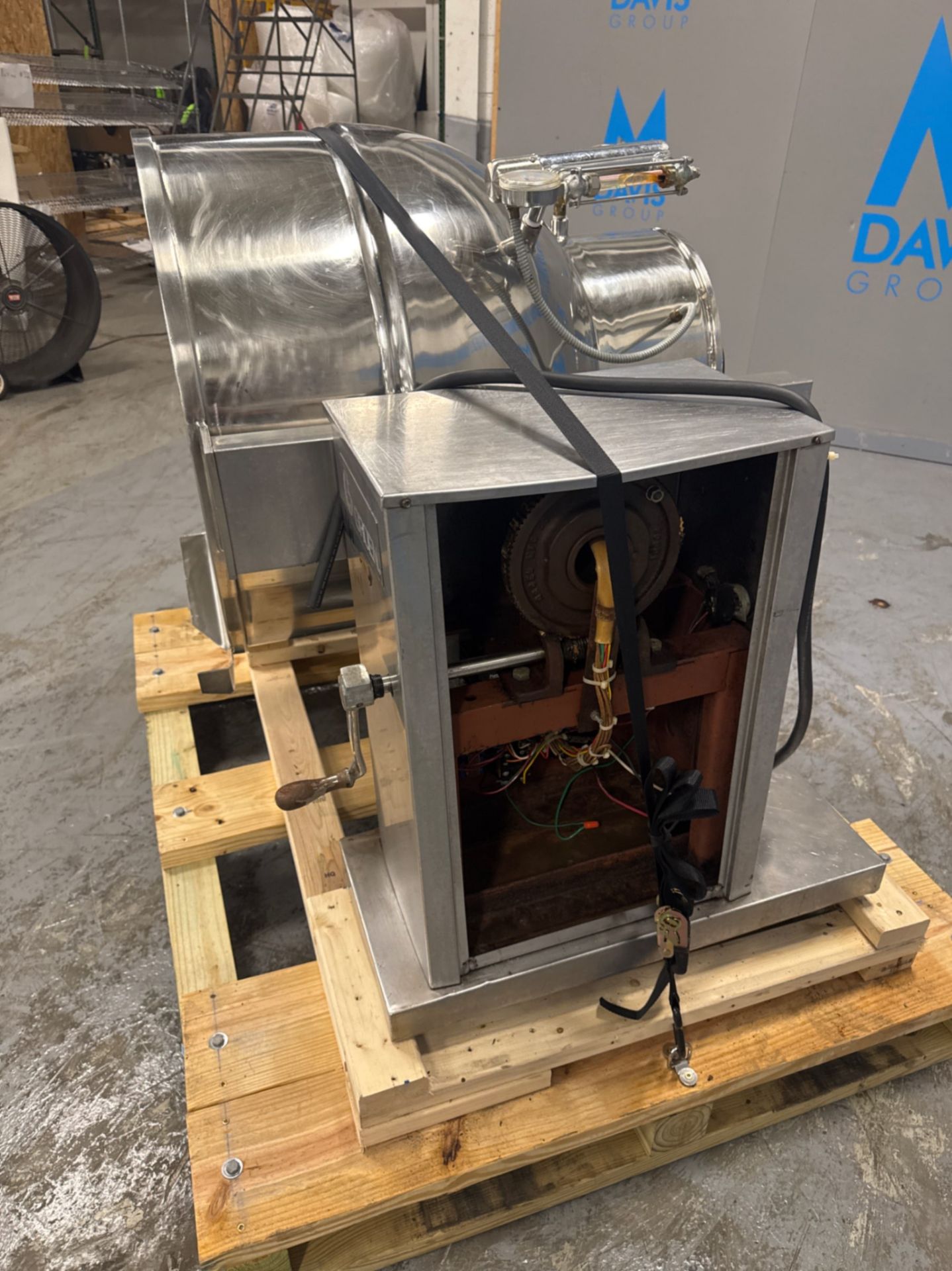 Groen 60 Gallon Jacketed S/S Tilting Kettle - Image 3 of 9