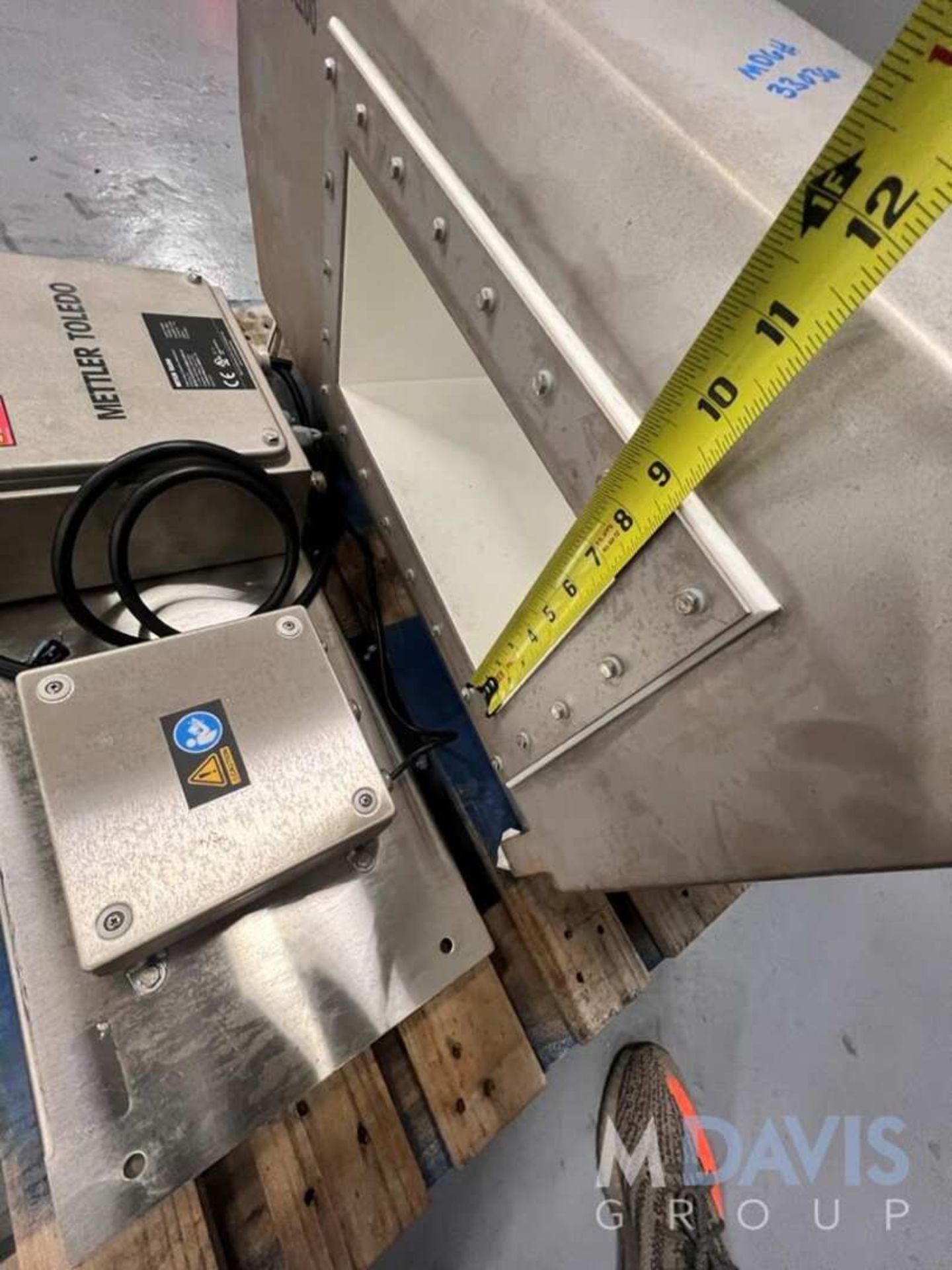 METTLER TOLEDO CONVEYORIZED METAL DETECTOR (INVENTORY # ) (LOCATED @ MDG SHOWROOM - PITTSBURGH, PA - Image 12 of 14