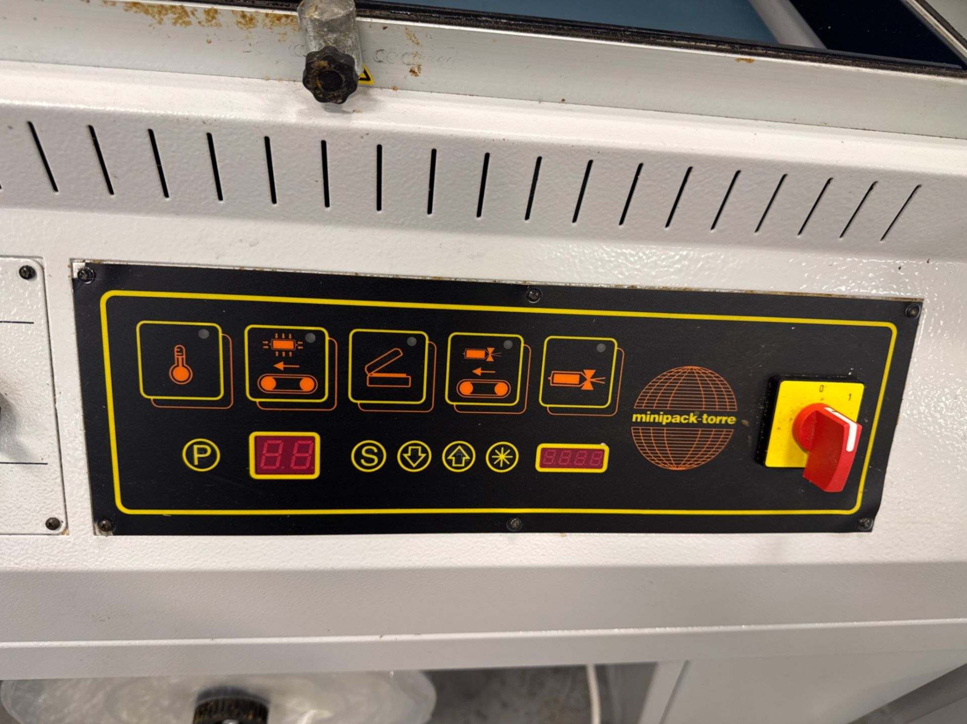 Minipack Media Matic L-Bar Sealer / Shrink Tunnel - Image 8 of 14