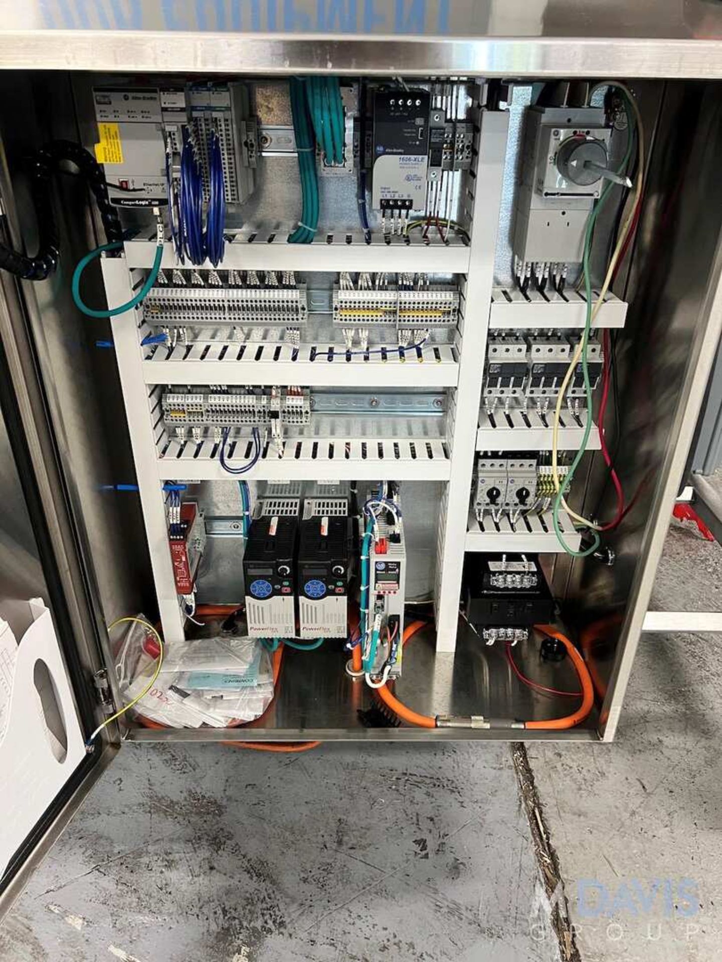 BOSTON CONVEYOR AND AUTOMATION SHUTTLE CONVEYOR, ALLEN BRADLEY SERVO MOTOR, COMPACTLOGIX 5380 PLCE C - Image 16 of 29