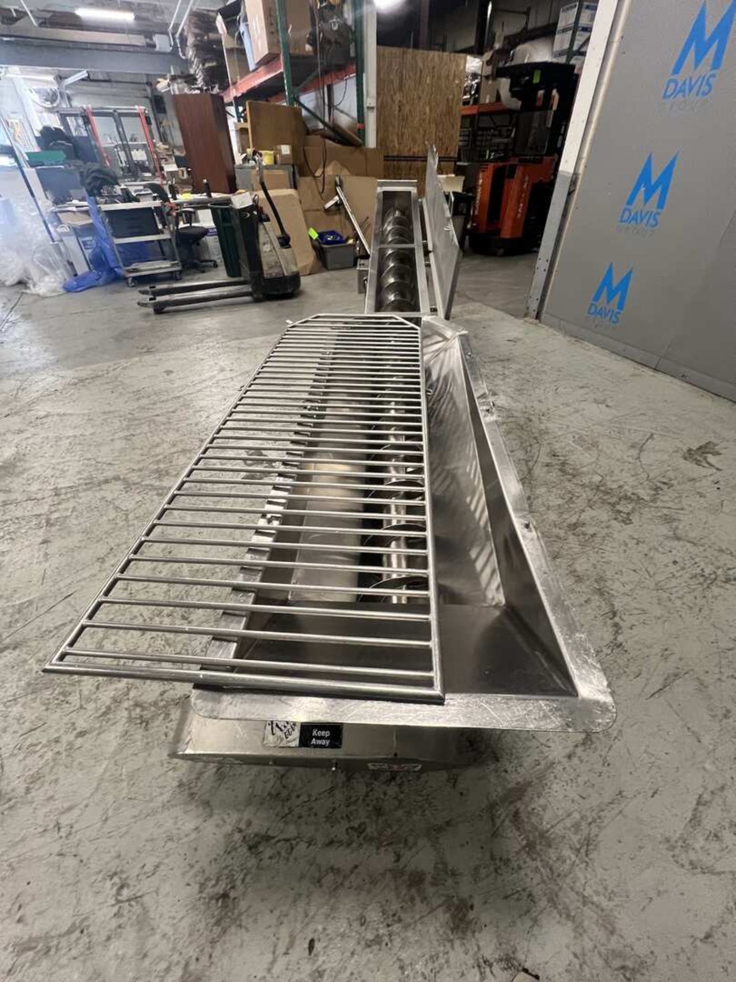 MTC 13 FT L PORTABLE INCLINED S/S AUGER CONVEYOR / HOPPER - Image 10 of 30