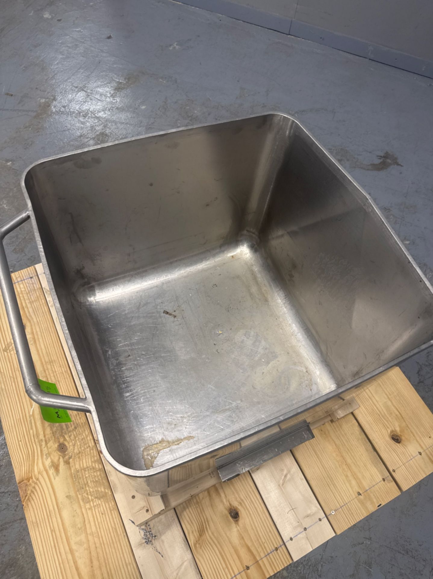 S/S Portable Tote - Image 2 of 5