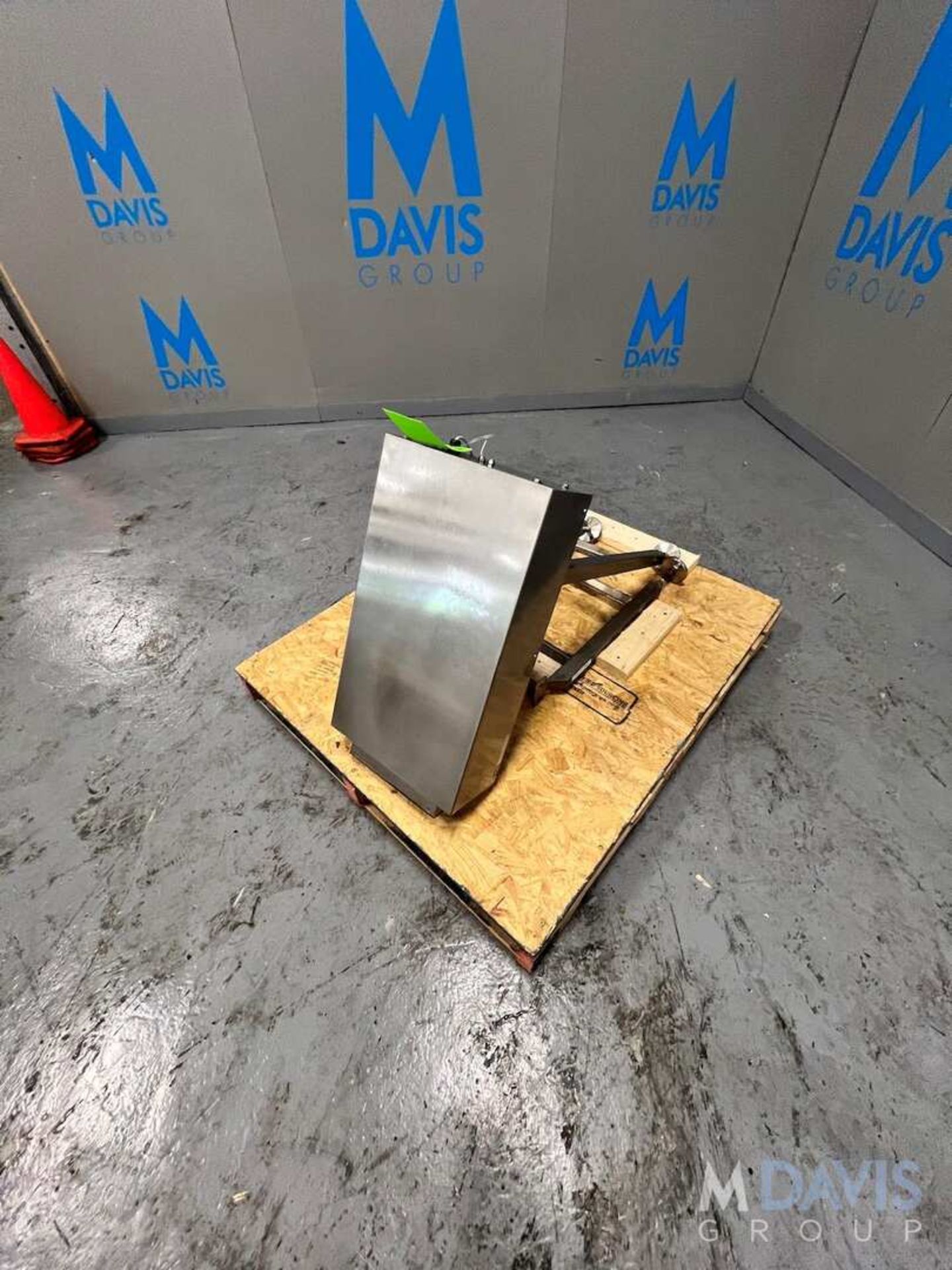 BOSTON CONVEYOR AND AUTOMATION CONVEYOR WITH PRODUCT PUSHER (REJECT STATION?), WESTINGHOUSE TECO ALL - Image 16 of 19