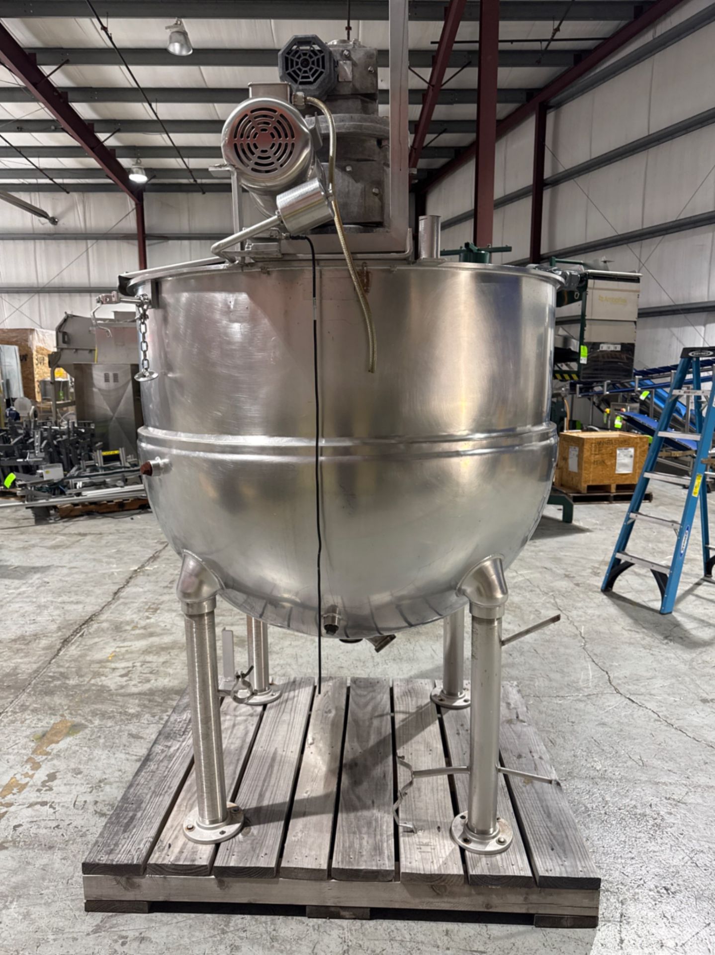 GROEN 300 GALLON JACKETED S/S KETTLE - Image 8 of 10