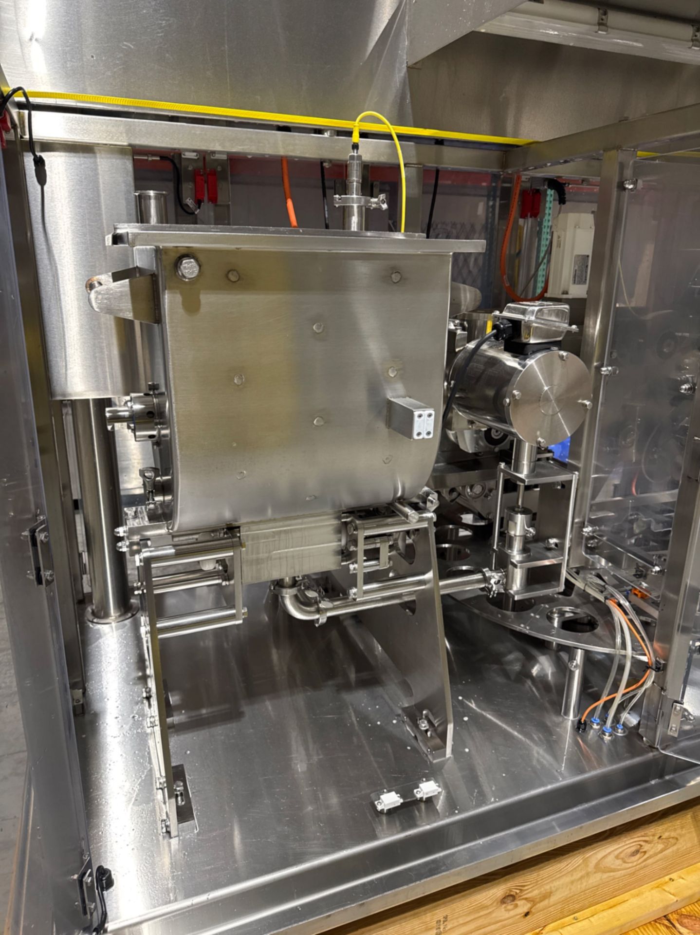 2020 Fill Tech 16 - Station Rotary S/S Filler - Image 10 of 20