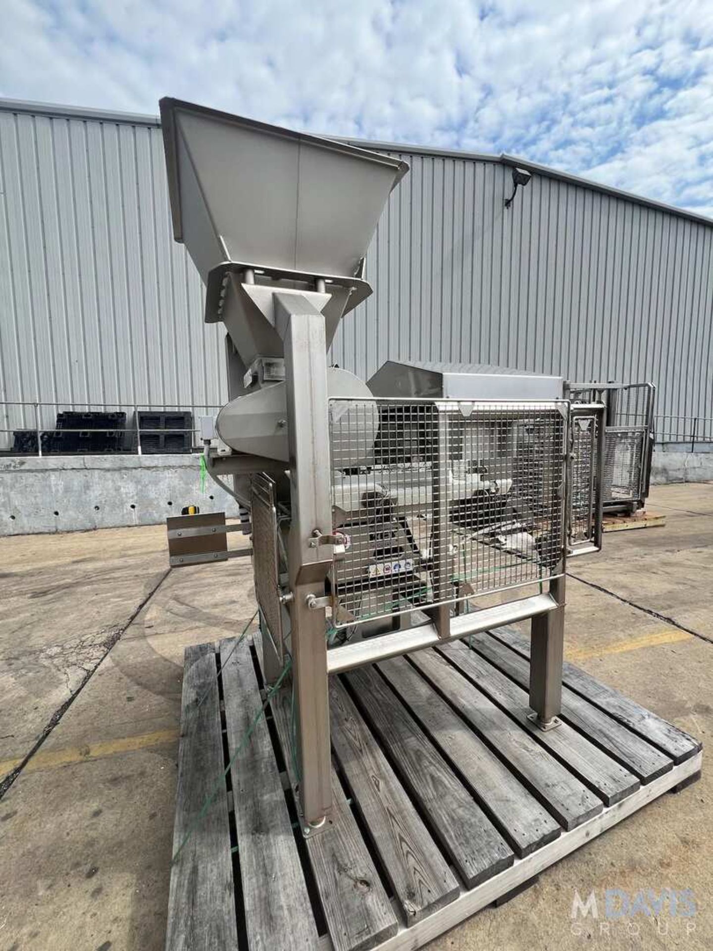 2020 KEY TECHNOLOGIES VIBRATORY CONVEYOR WITH VISION INSPECTION SYSTEM, MODEL SH01-088663, S/N W1134 - Image 6 of 26