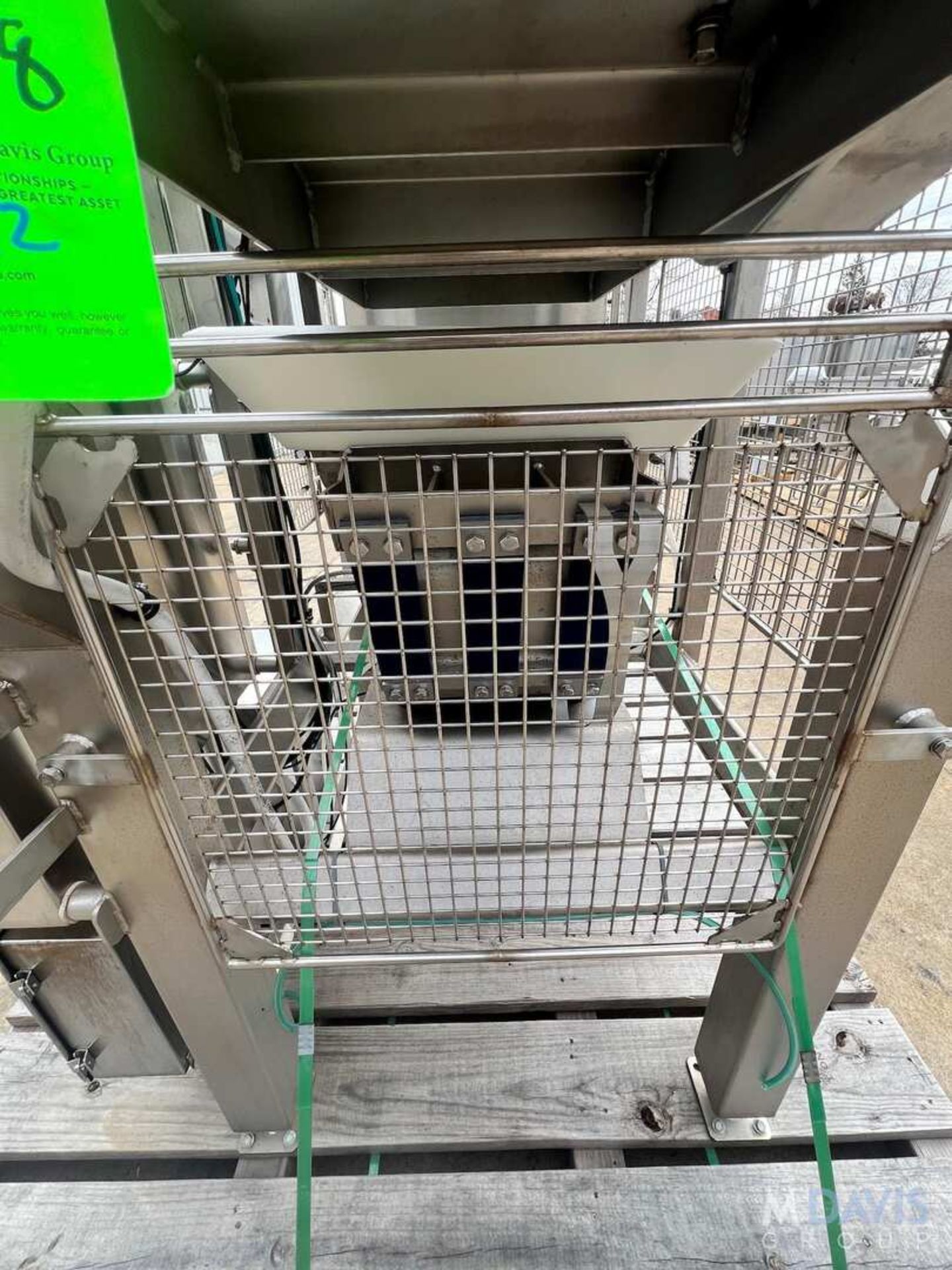 2020 KEY TECHNOLOGIES VIBRATORY CONVEYOR WITH VISION INSPECTION SYSTEM, MODEL SH01-088663, S/N W1134 - Image 8 of 26