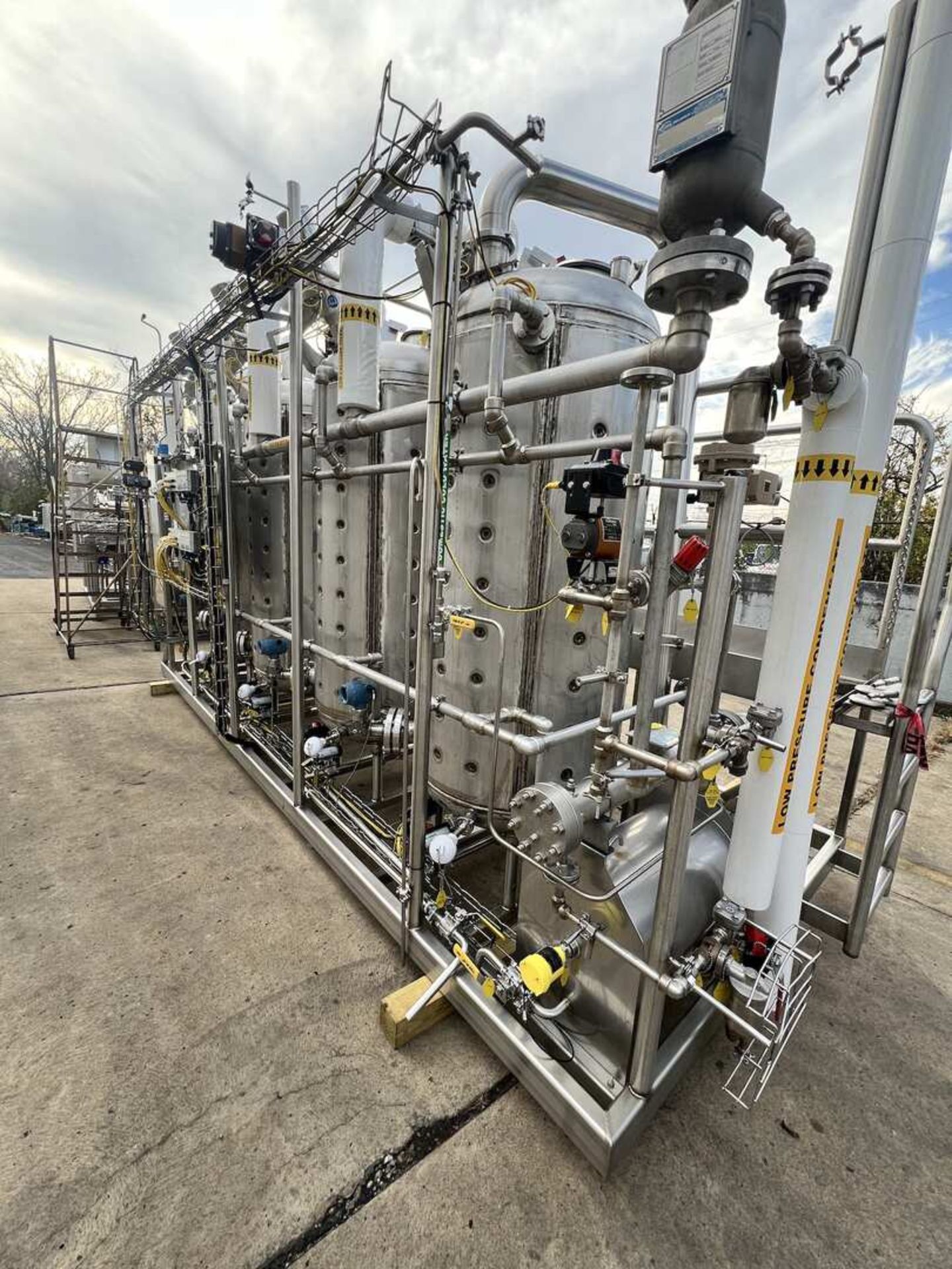 2010 S/S Reactor Skid System with (4) Buckeye Aprox. 200 Gal. Jacketed S/S Tanks - Image 15 of 23