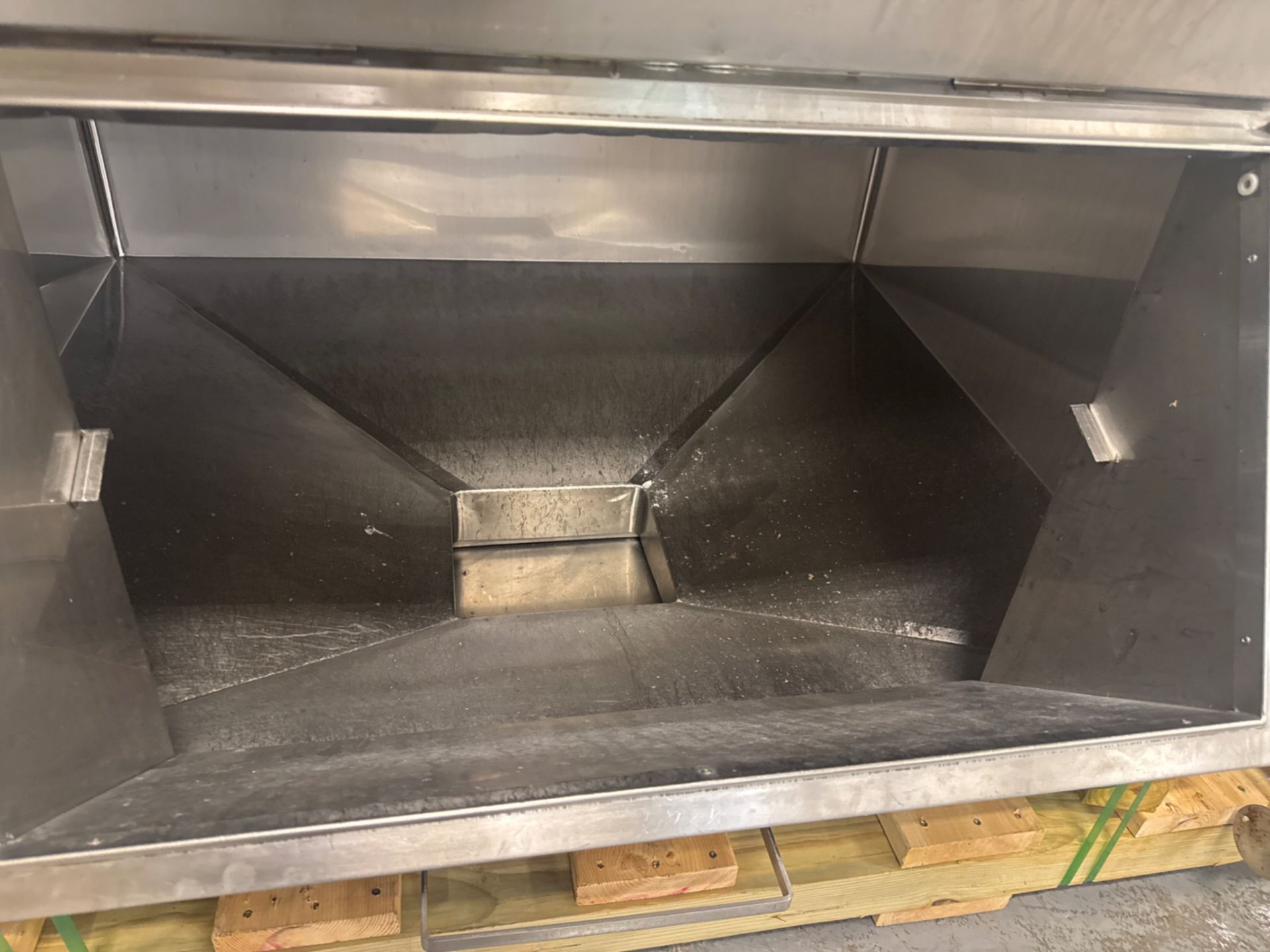 MAJA S/S HIGH CAPACITY FLAKE ICE MACHINE - Image 3 of 9