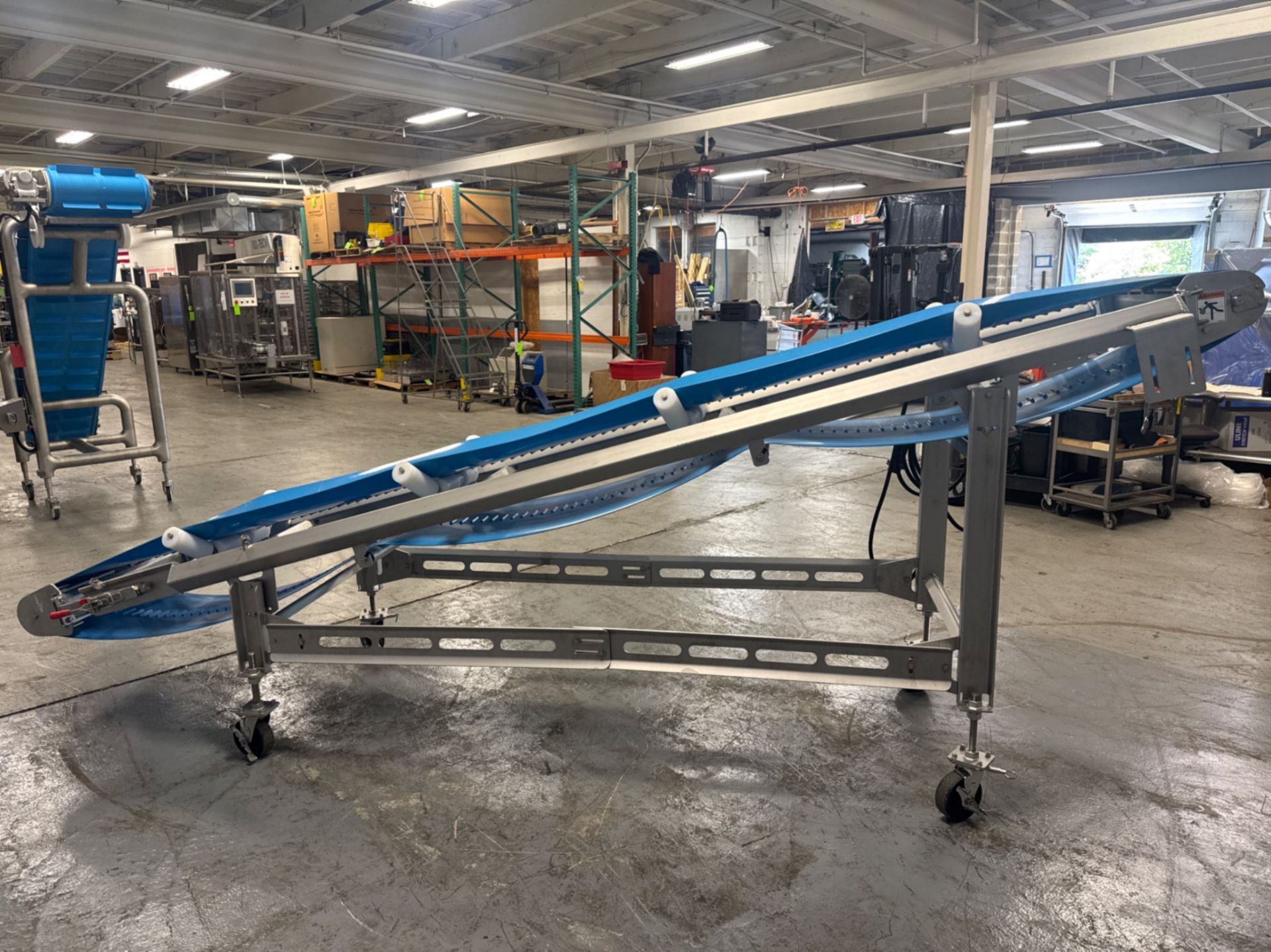 CCS / SMALLEY INCLINED S/S BELT CONVEYOR - Image 3 of 8