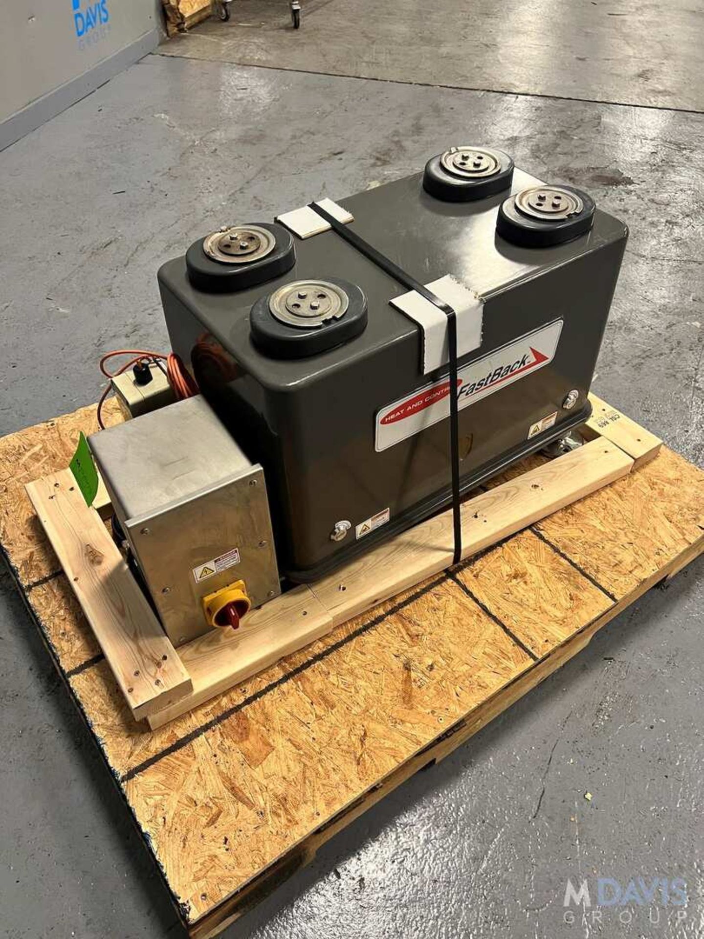 HEAT AND CONTROL FASTBACK HORIZONTAL MOTION CONVEYOR (VIBRATORY CONVYOR) DRIVE MOTOR (INVENTORY # ) - Image 2 of 5