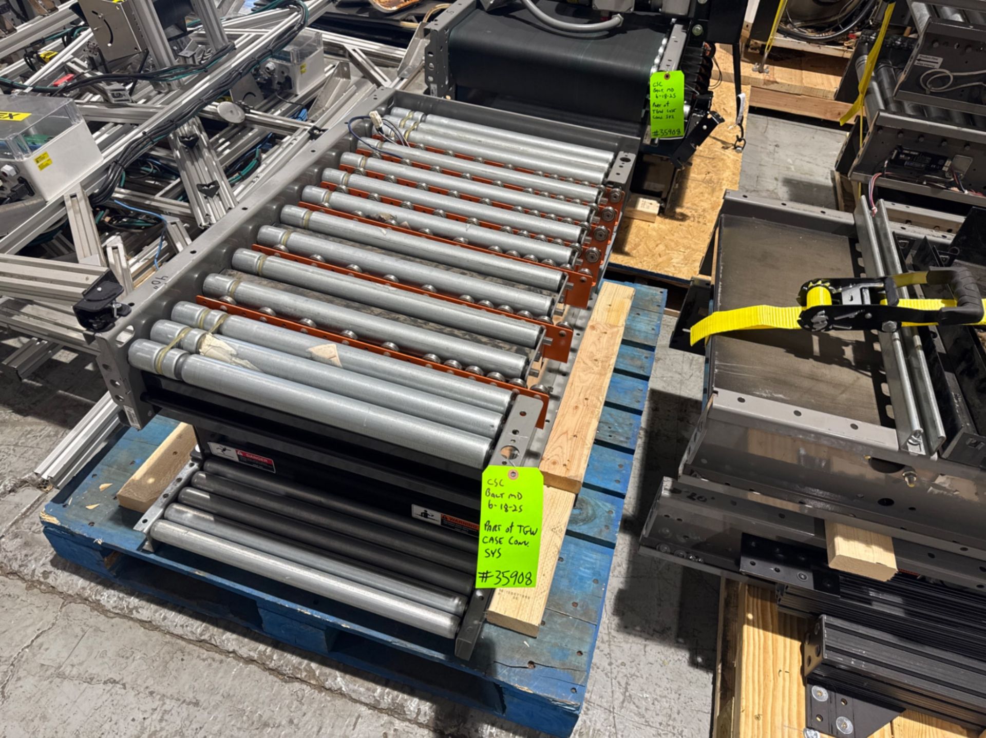 TGW CASE CONVEYOR SYSTEM - Image 7 of 19