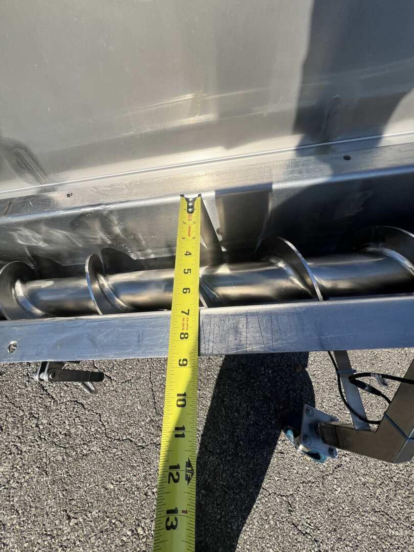 13 FT L PORTABLE INCLINED S/S AUGER CONVEYOR - Image 14 of 28