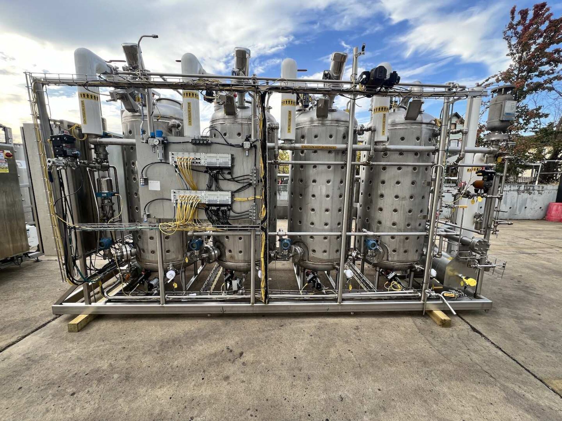 2010 S/S Reactor Skid System with (4) Buckeye Aprox. 200 Gal. Jacketed S/S Tanks - Image 19 of 23