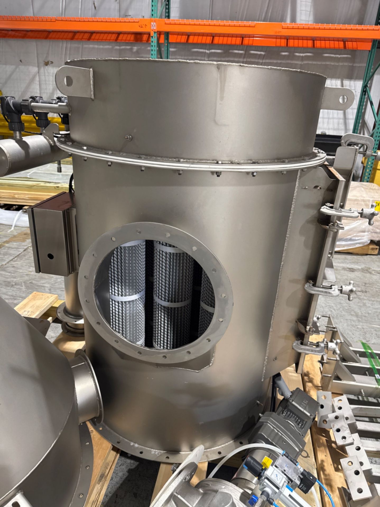 Sweco 46 S/S Deck Sifter with Flexicon Bag Dump Station with Dust Collection System - Image 25 of 29