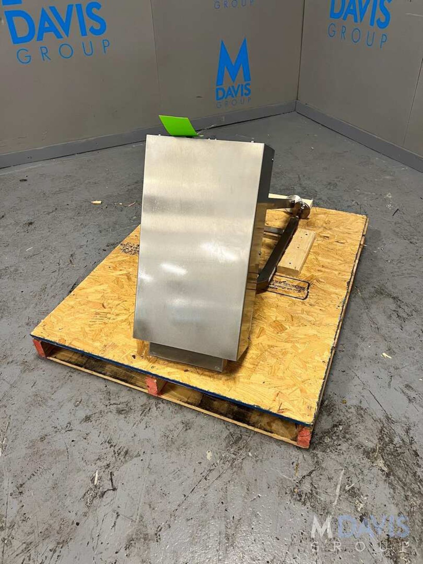 BOSTON CONVEYOR AND AUTOMATION CONVEYOR WITH PRODUCT PUSHER (REJECT STATION?), WESTINGHOUSE TECO ALL - Image 15 of 19