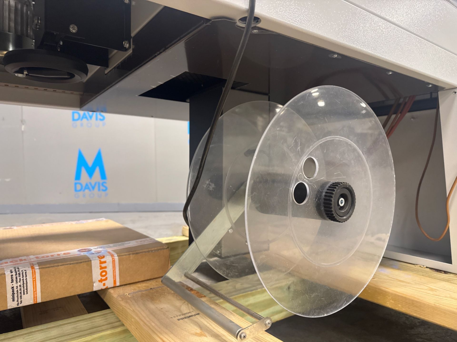 Minipack Media Matic L-Bar Sealer / Shrink Tunnel - Image 8 of 10