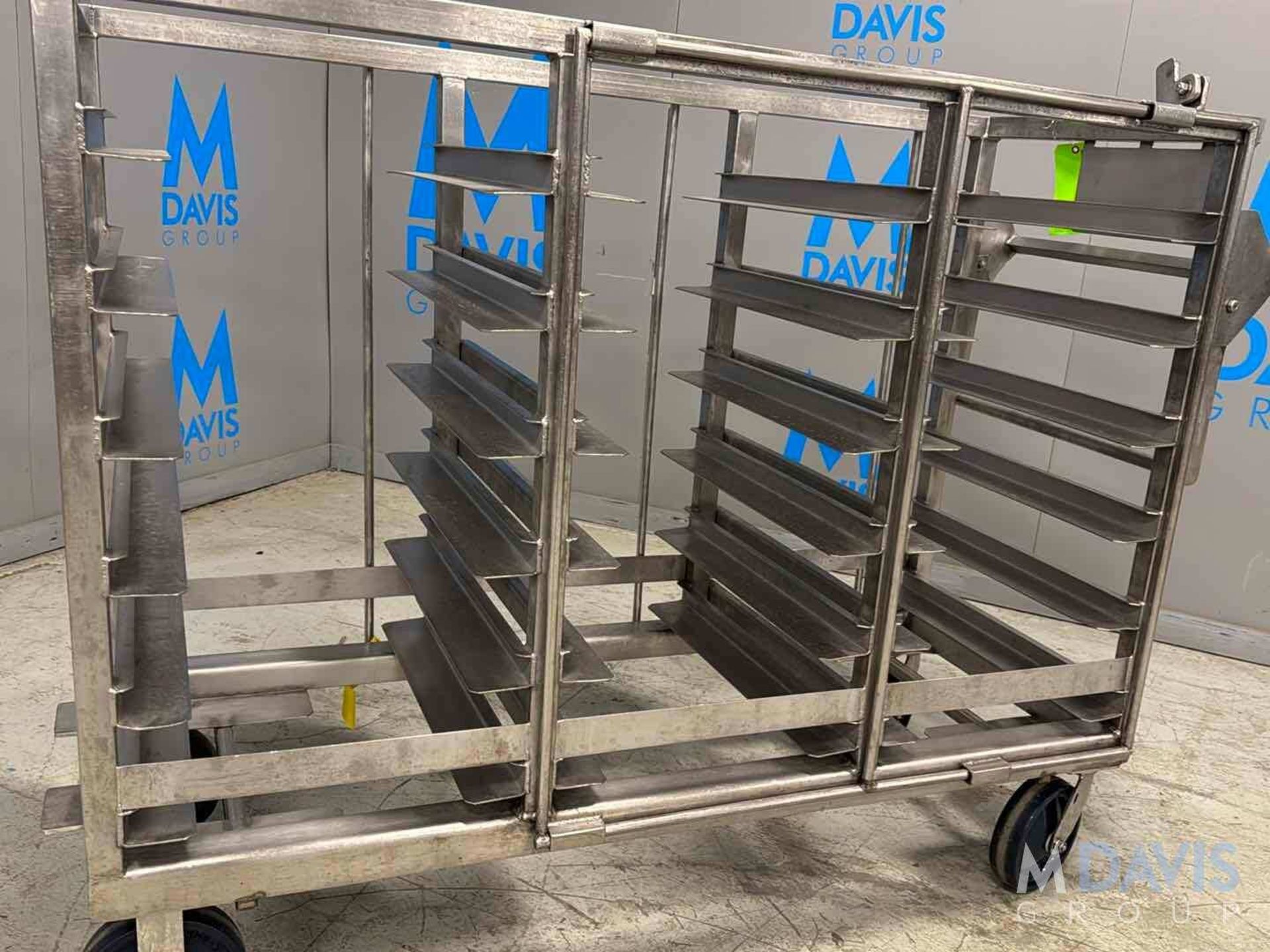 S/S PORTABLE RACK - Image 2 of 5