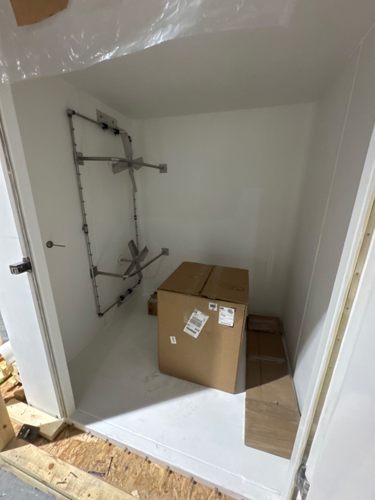 2019 RS Cryogenic Equipment Inc. Cabinet Freezer - Image 4 of 10