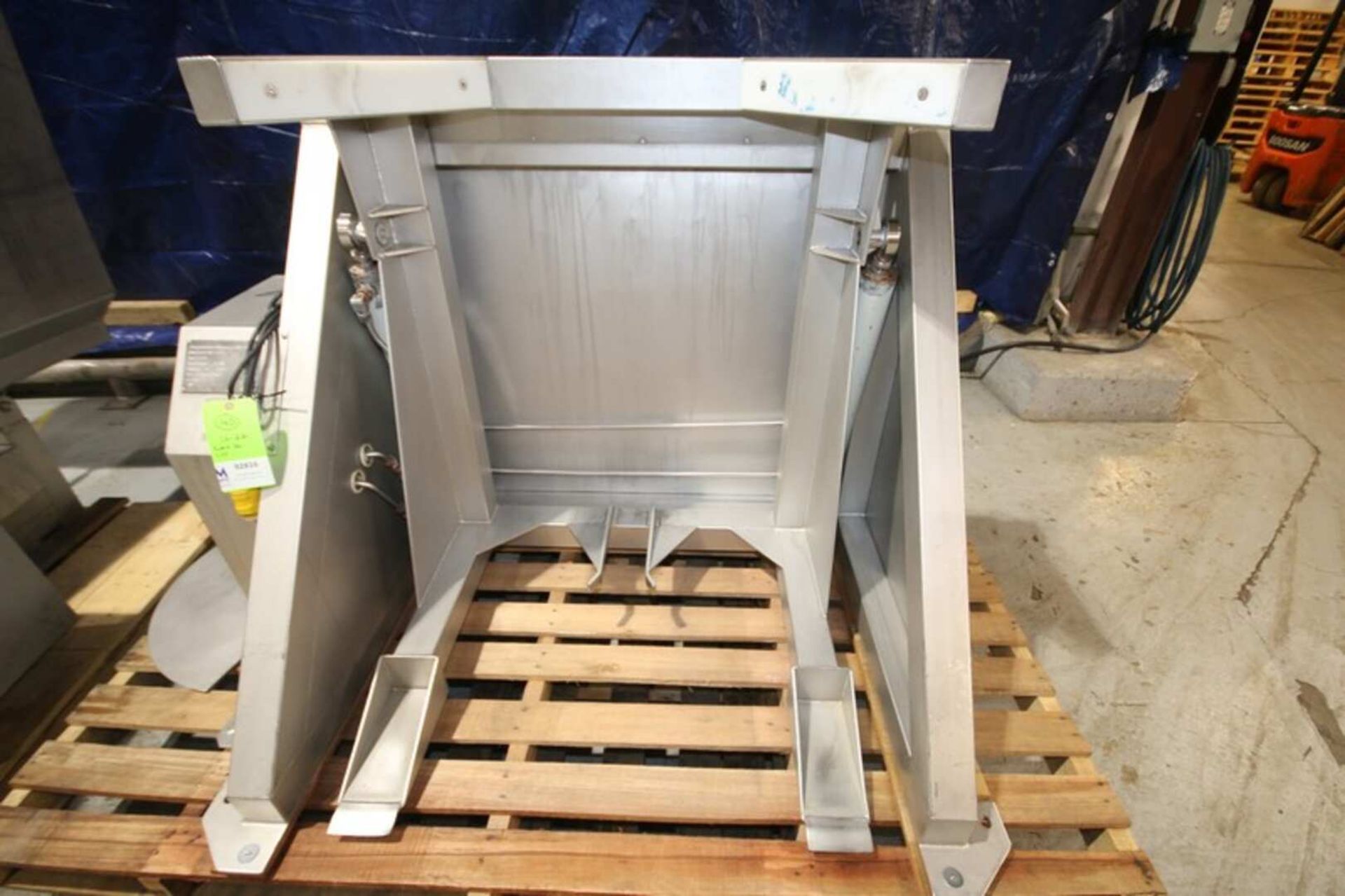 Inject Star S/S Unloading Lift, Model El-3, SN EL-3, SN 531 (INV #92816) (Located @ the MDG Auction - Image 2 of 6