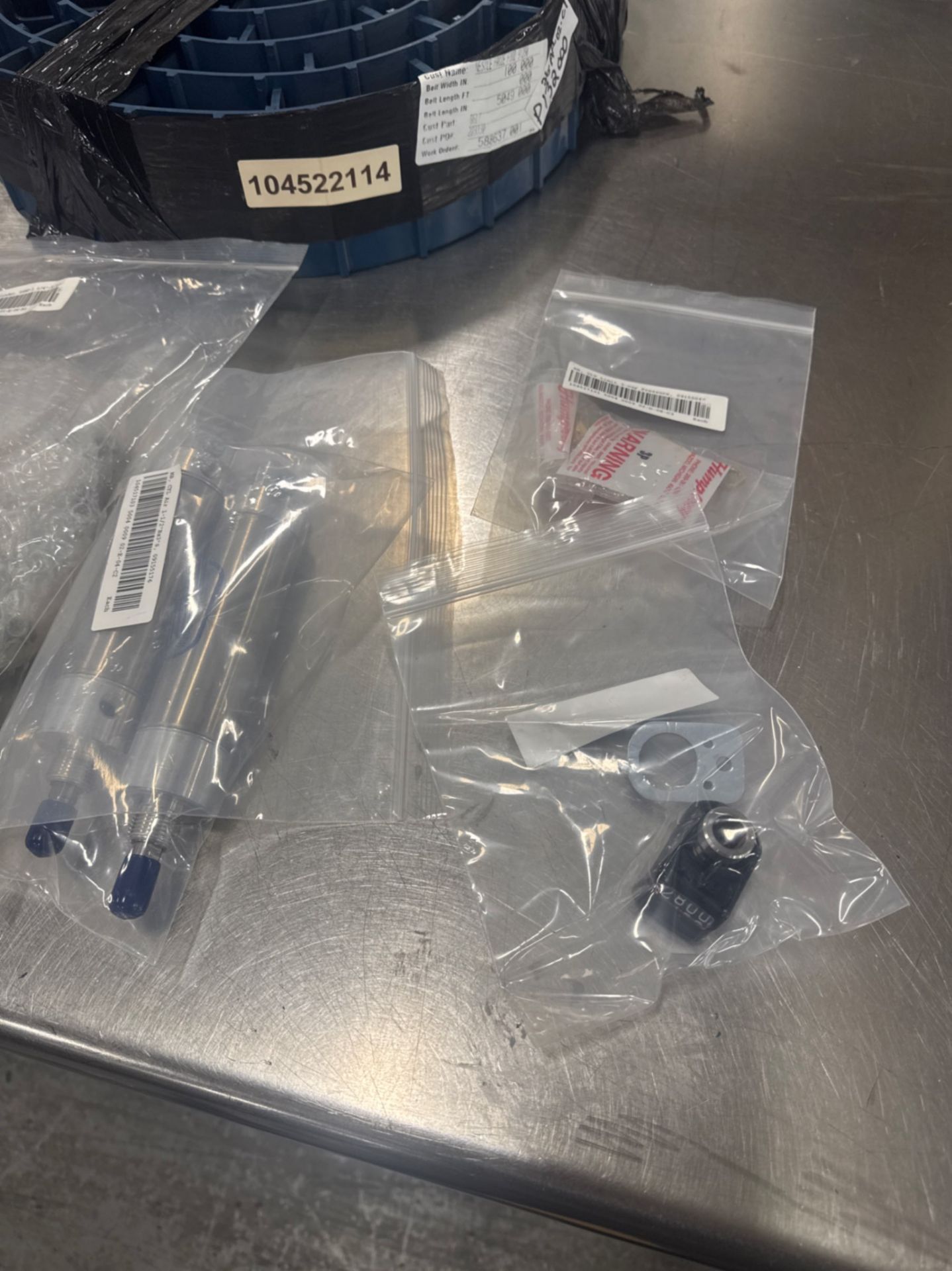 TWIN PISTON FILLER PARTS - Image 4 of 12