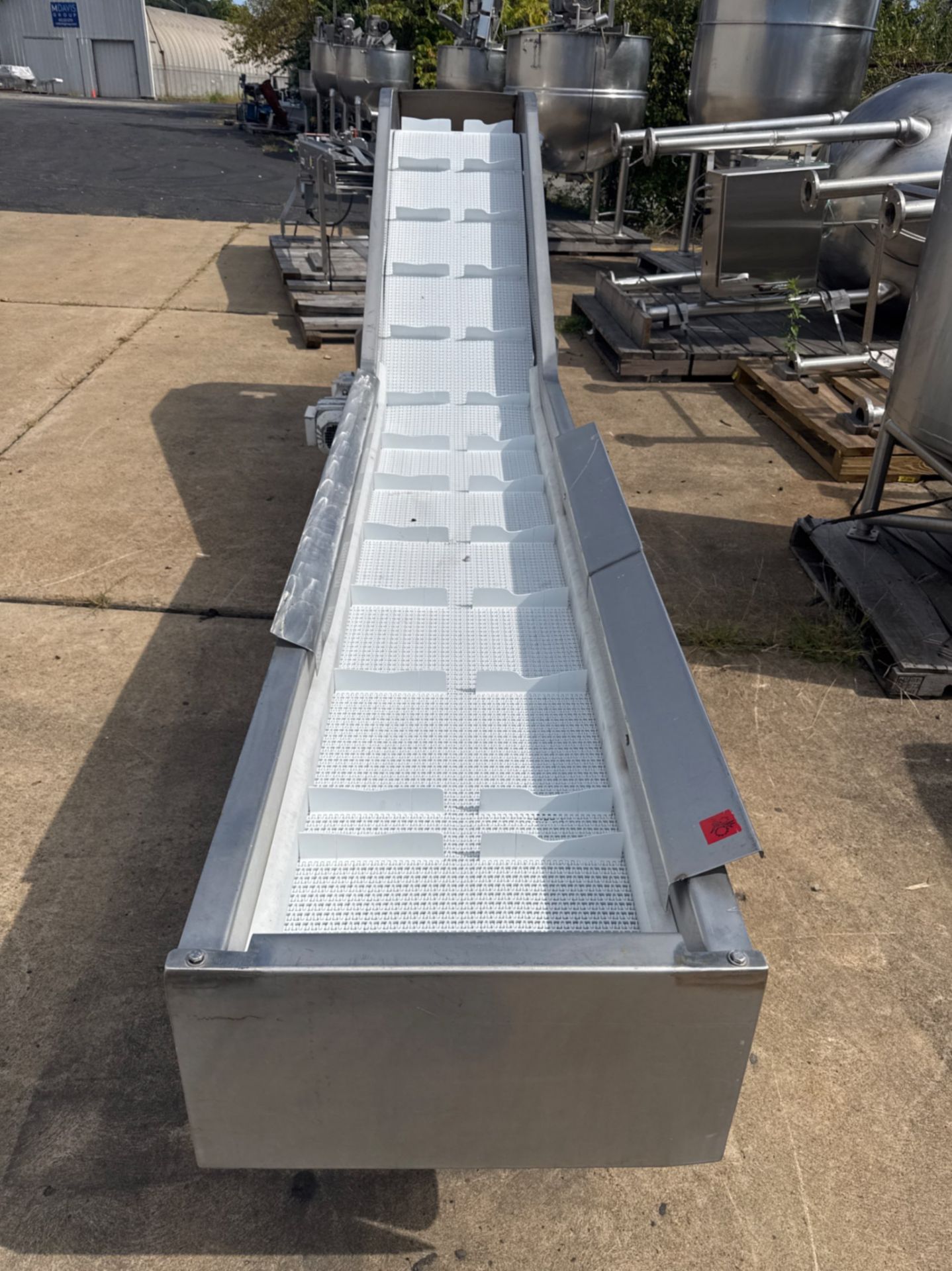 HANOVER CONVEYOR SYSTEMS INCLINED S/S CONVEYOR - Image 2 of 9