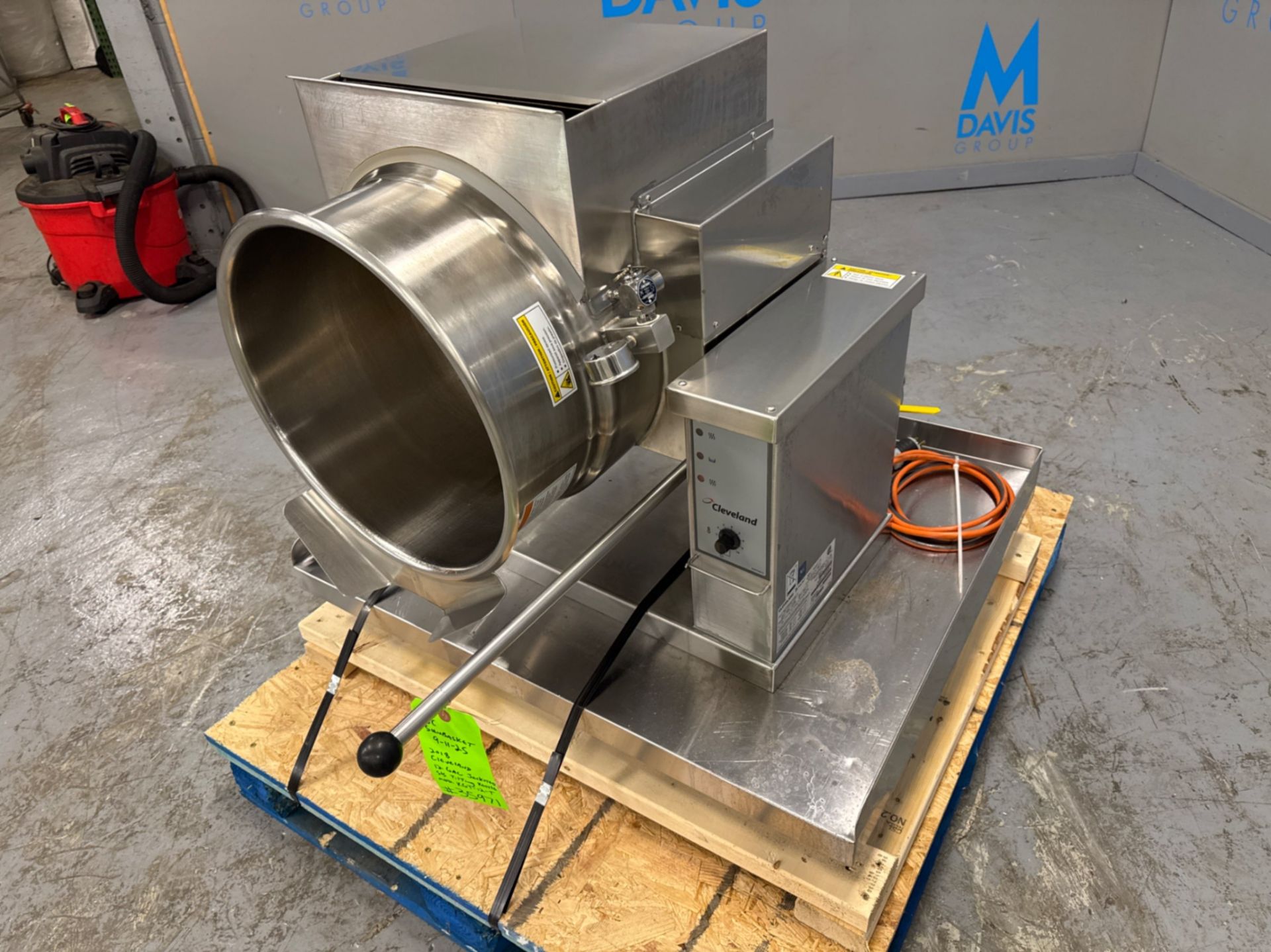 Cleveland 12 Gallon Jacketed S/S Tilting Kettle - Image 7 of 14