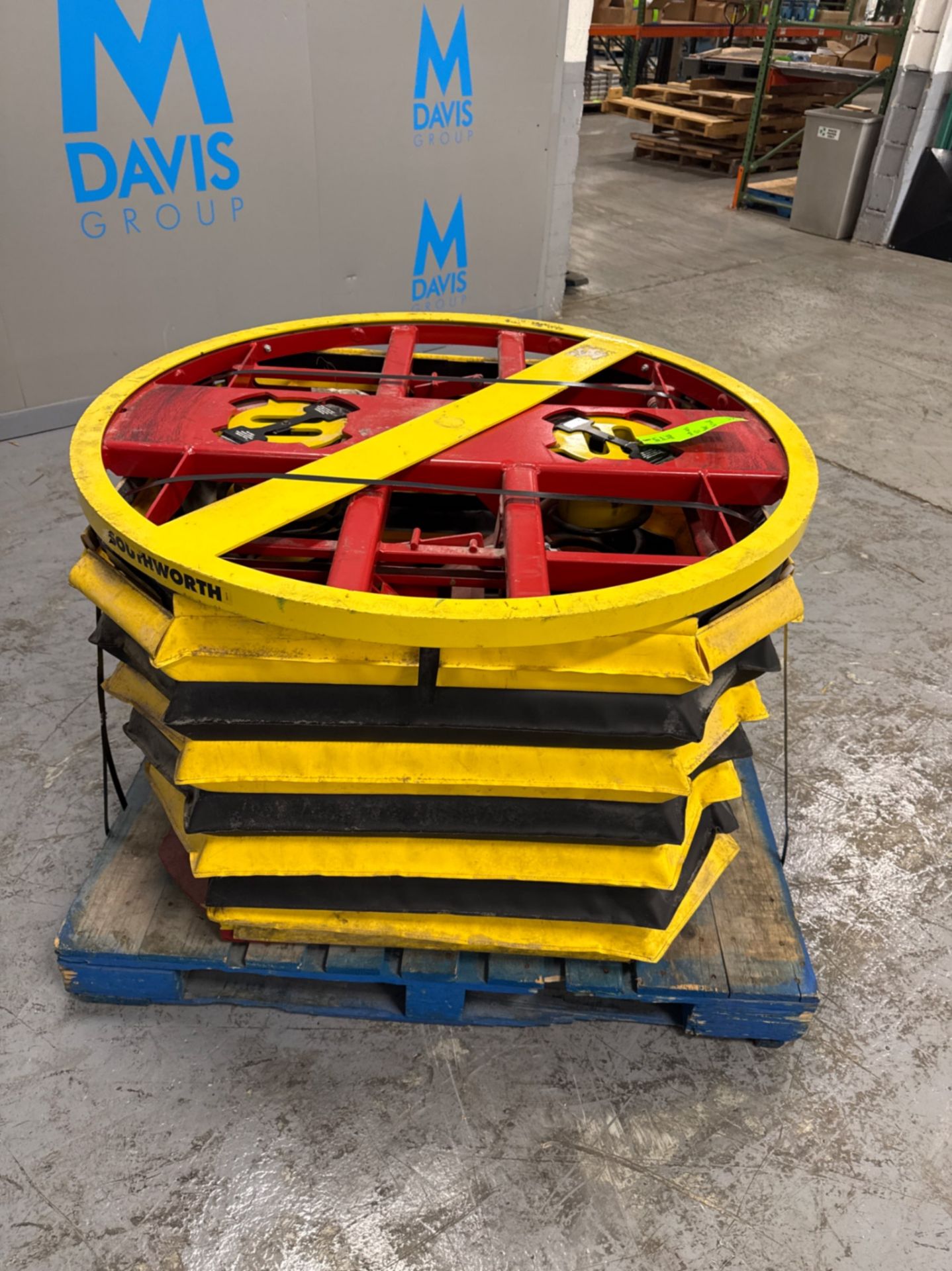 SOUTHWORTH 43 PALLET POSITIONER - Image 4 of 4