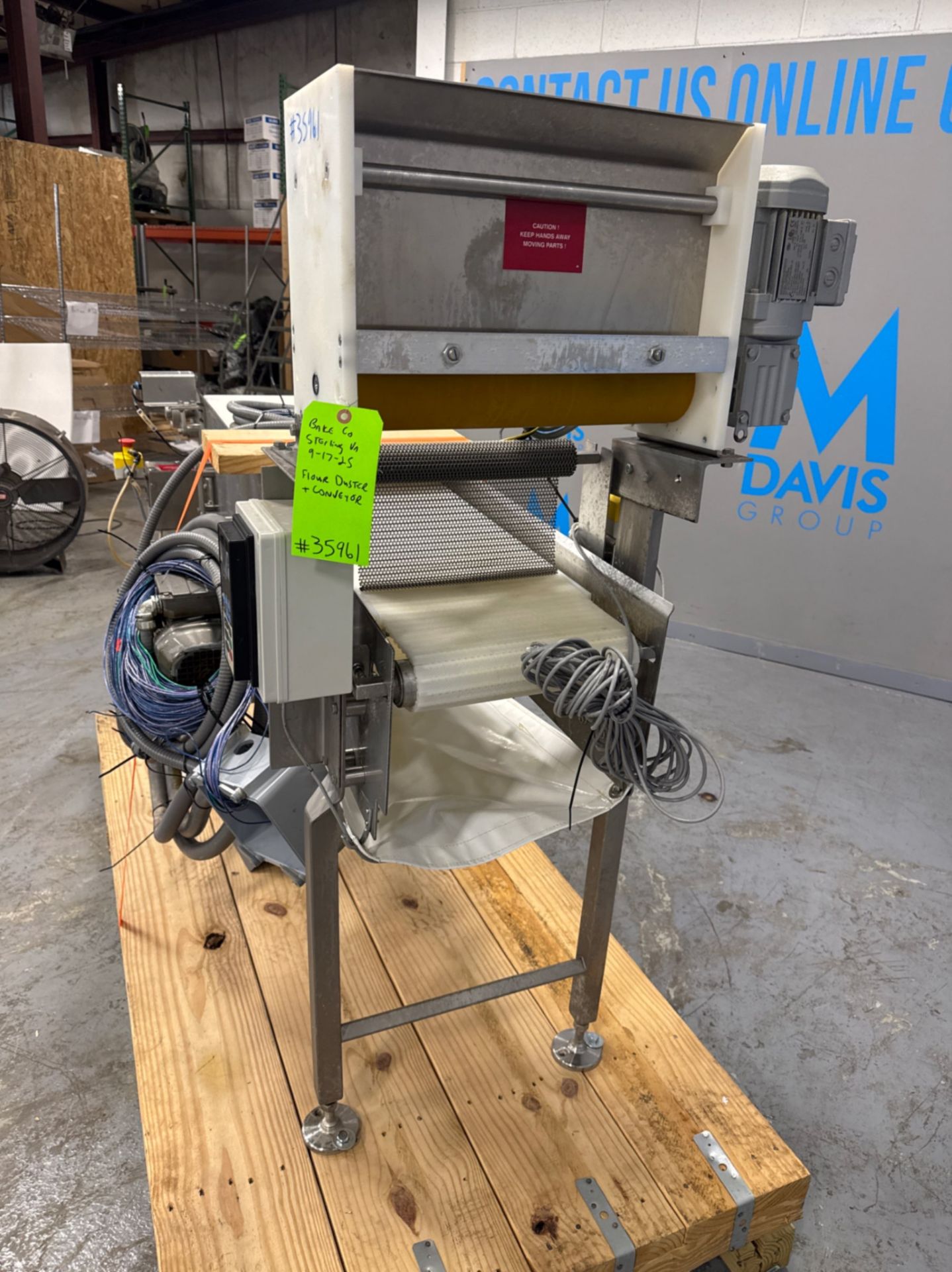 Flour Duster / Conveyor - Image 2 of 9