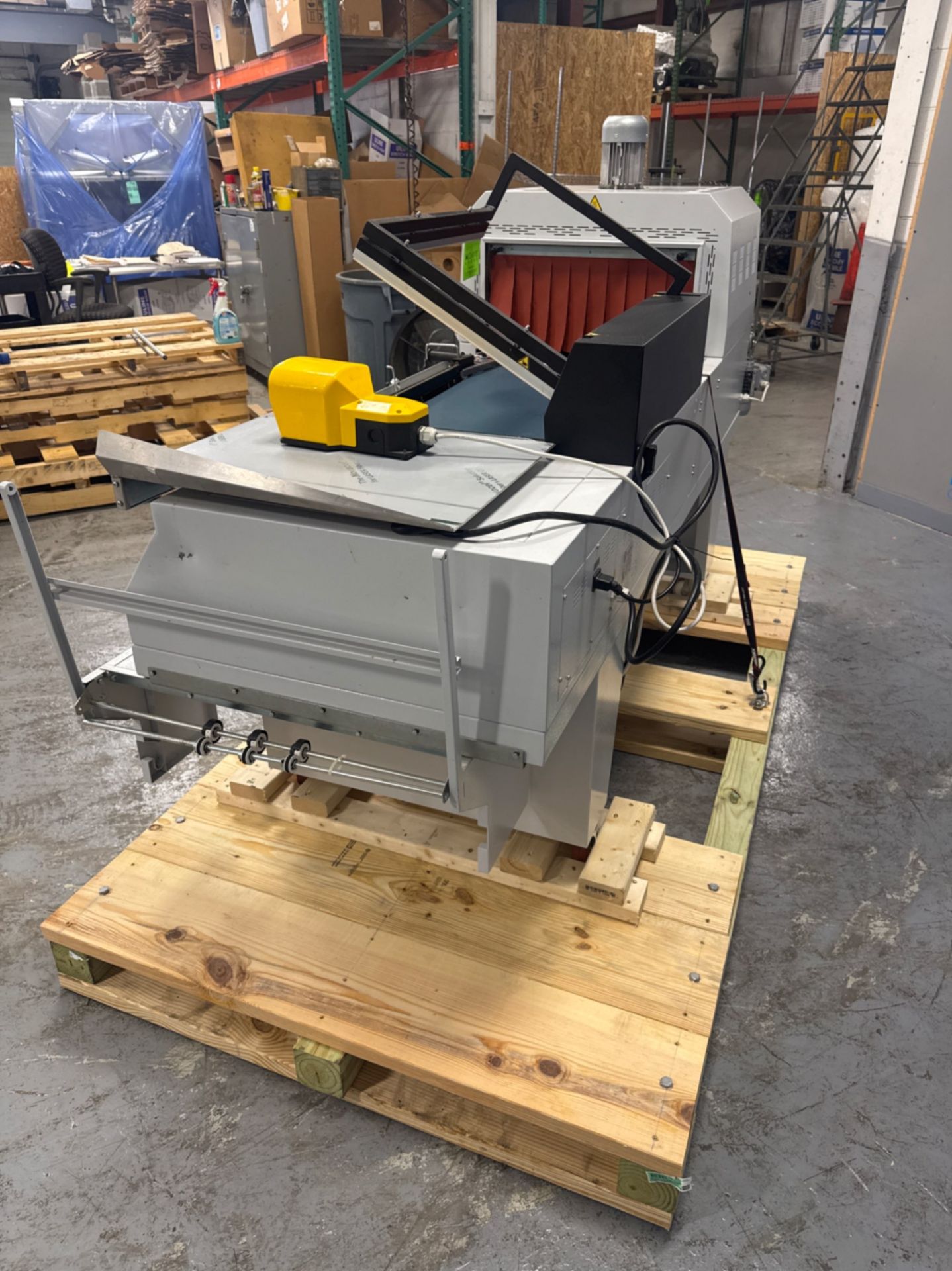 Minipack Media Matic L-Bar Sealer / Shrink Tunnel - Image 4 of 10