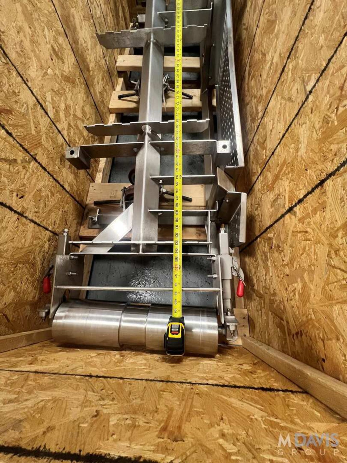 PORTABLE S/S CONVEYOR, APPROX. 105 IN. L X 26 IN. W (INVENTORY # ) (LOCATED @ MDG SHOWROOM - PITTSB - Image 2 of 10