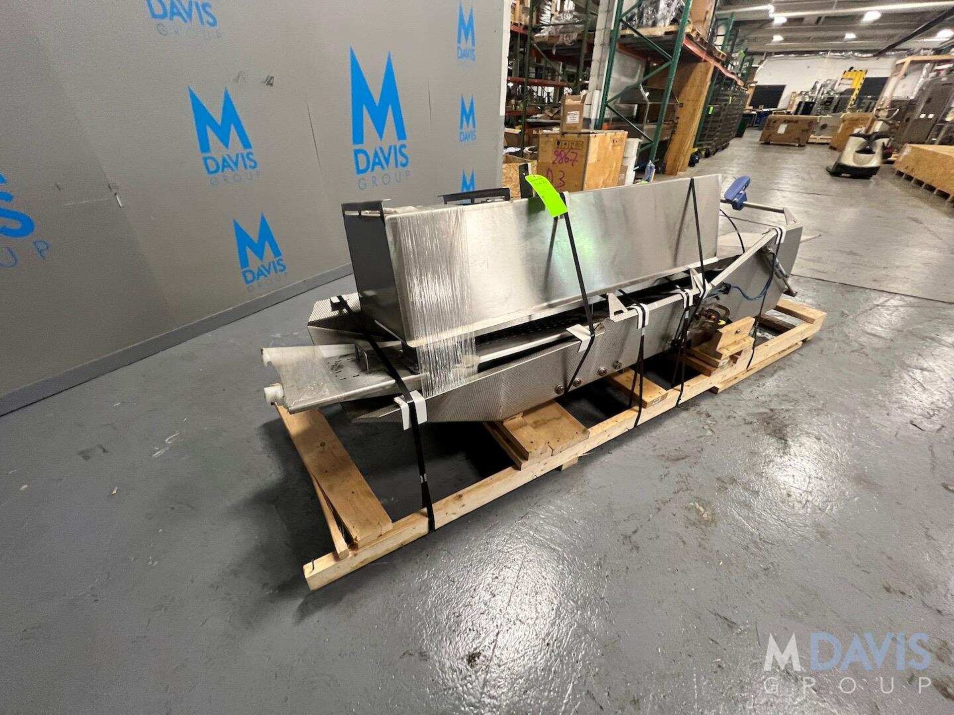 S/S VIBRATORY SHAKER DECK, APPROX. 96 IN. LONG X 24 IN W, WITH PNEUMATIC GATE VALVE, BELIEVED TO WOR - Image 9 of 10