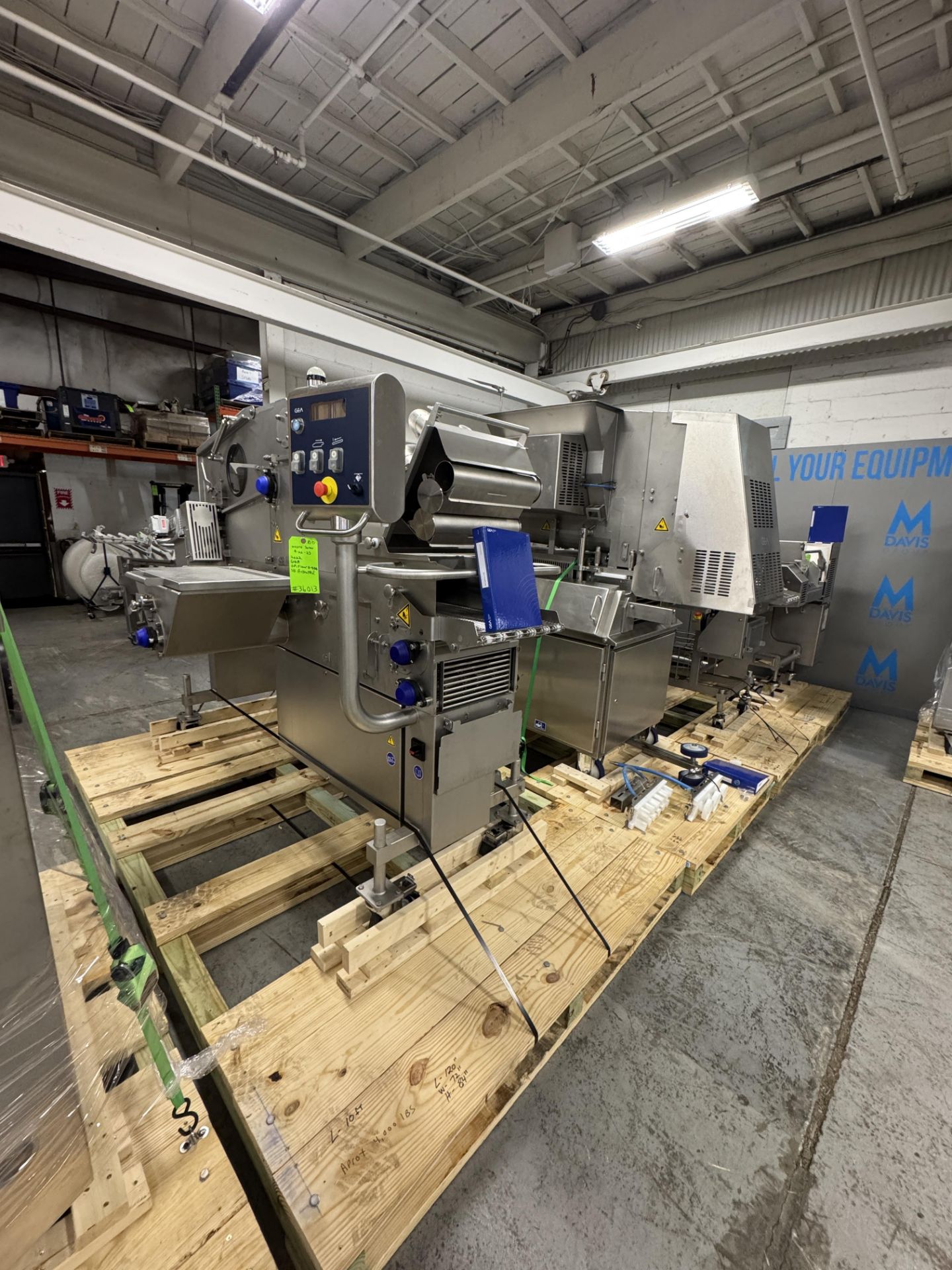 BULK BID FOR LOTS 19A - 24. INCLUDES 2022 GEA MULTIFORMER 400 FLEXIBLE PLATE FORMER, 2022 GEA - Image 3 of 7