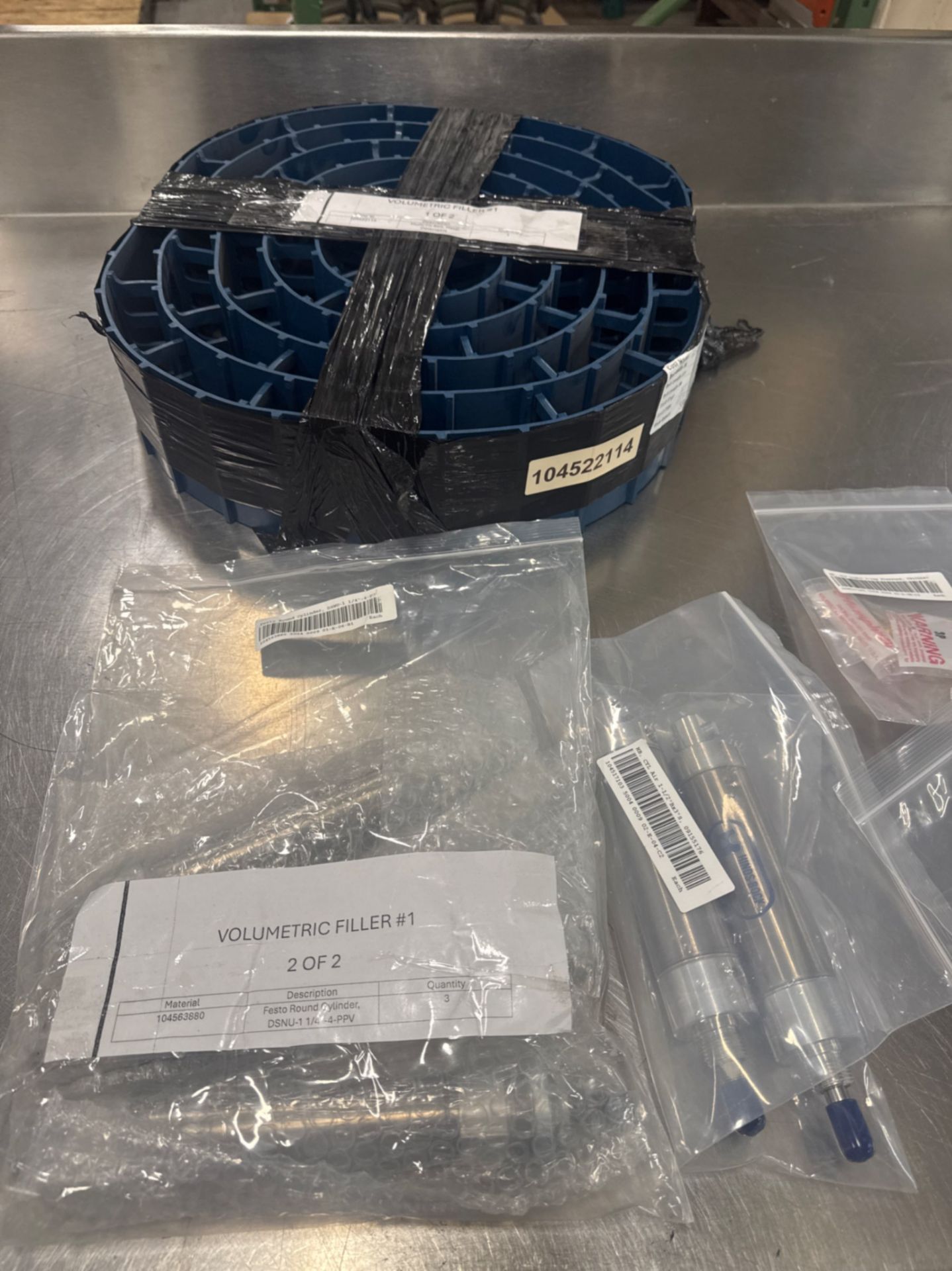 TWIN PISTON FILLER PARTS - Image 3 of 12