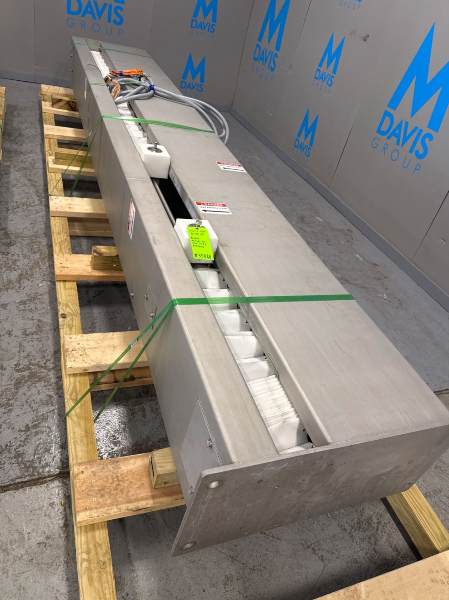 A-ONE VERTICAL S/S CART LIFT / ELEVATOR - Image 3 of 13