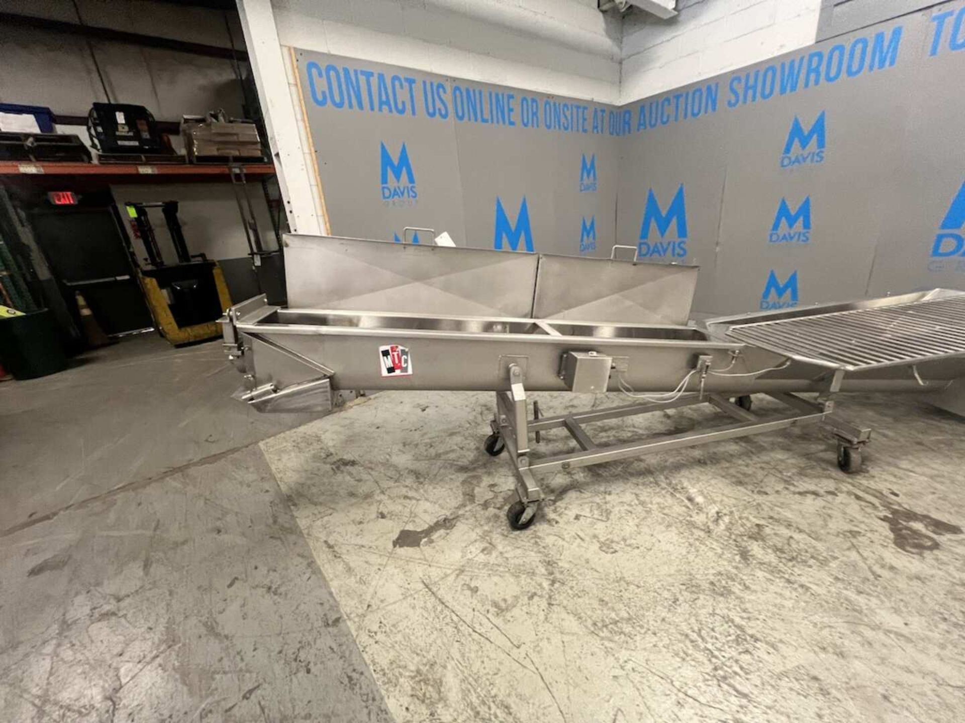 MTC 13 FT L PORTABLE INCLINED S/S AUGER CONVEYOR / HOPPER - Image 2 of 30