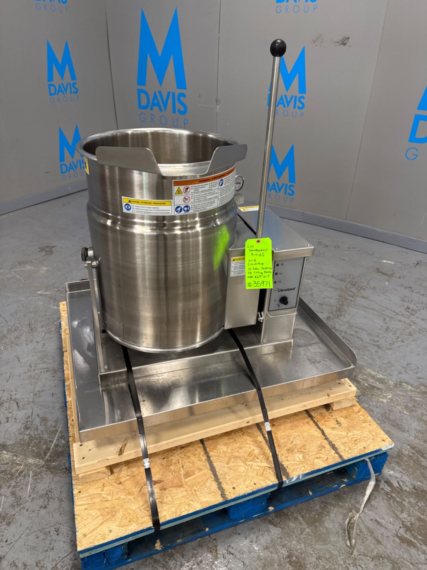 Cleveland 12 Gallon Jacketed S/S Tilting Kettle