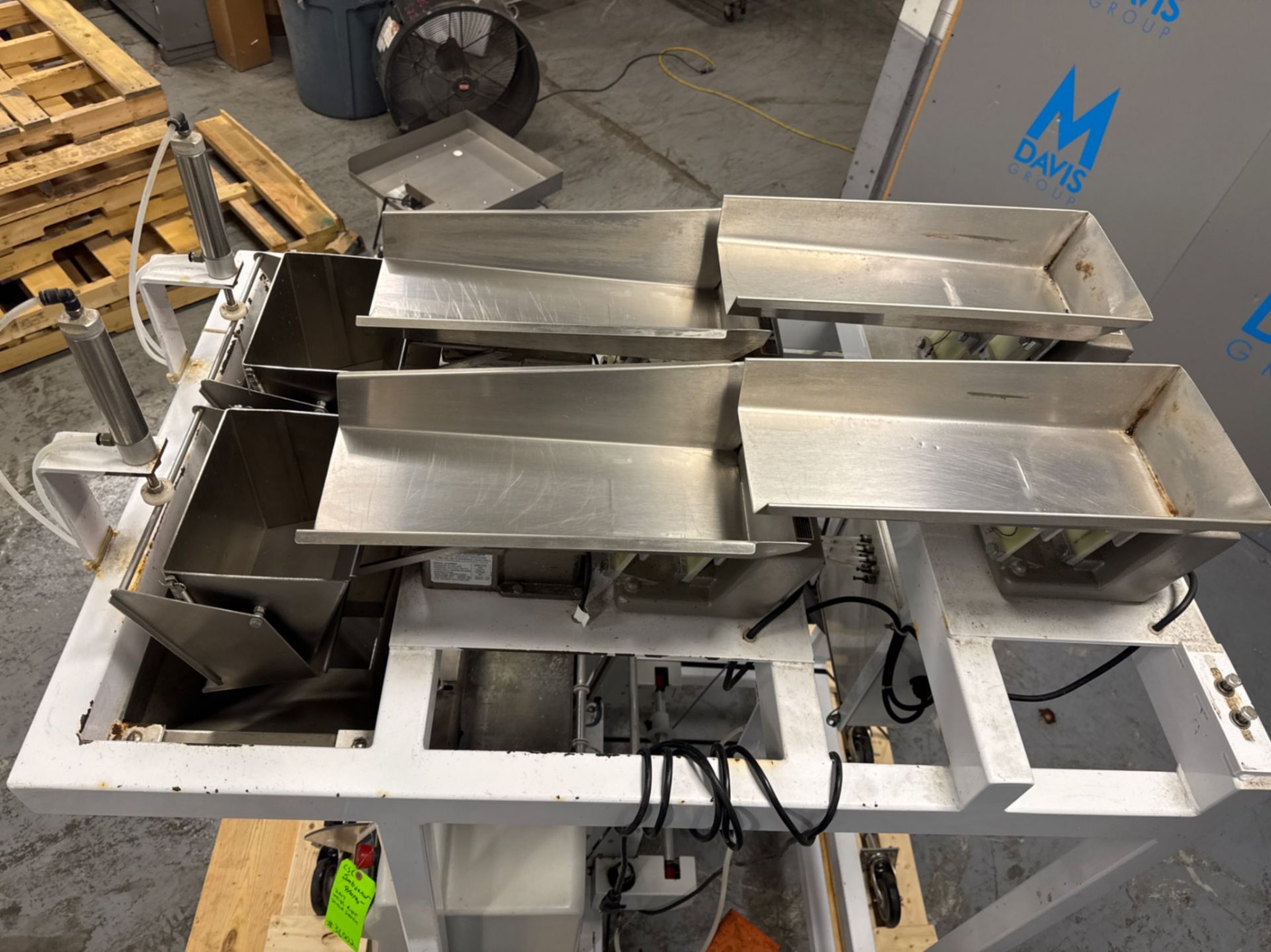 Weigh Right Scale System with Bagger - Image 6 of 11