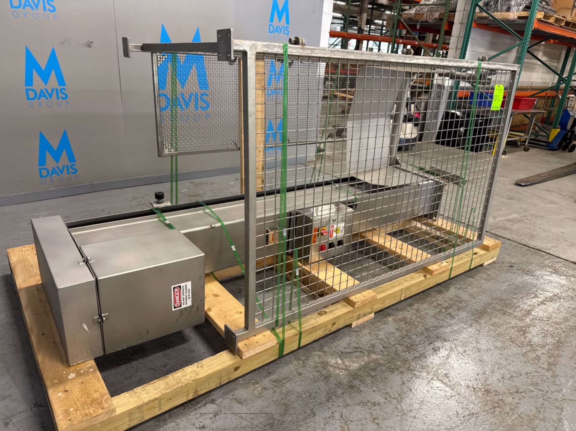 AMFEC S/S VERTICAL COLUMN CART LIFT - Image 4 of 9