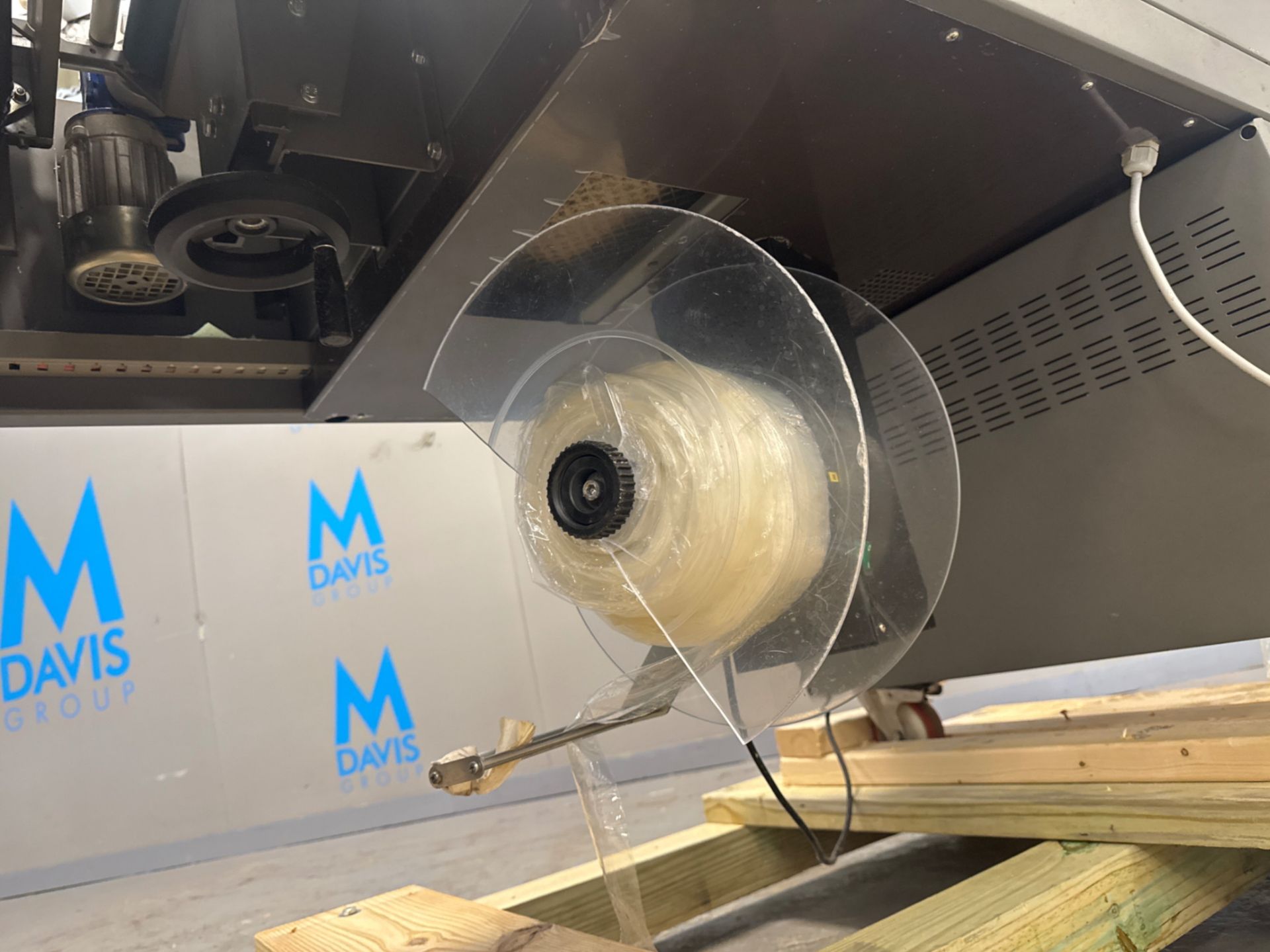 Minipack Media Matic L-Bar Sealer / Shrink Tunnel - Image 10 of 10