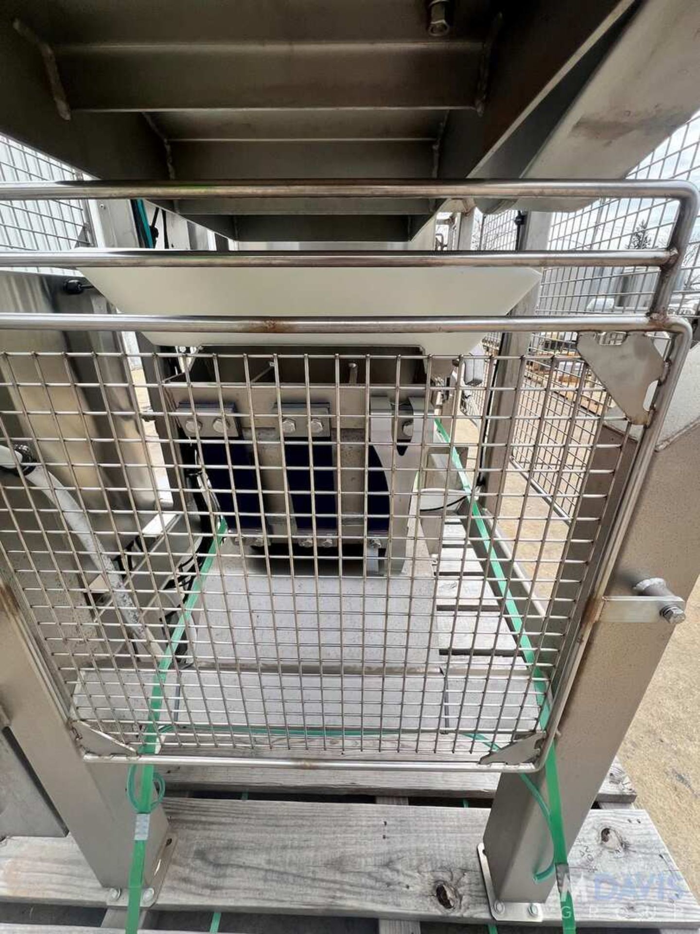 2020 KEY TECHNOLOGIES VIBRATORY CONVEYOR WITH VISION INSPECTION SYSTEM, MODEL SH01-088663, S/N W1134 - Image 11 of 26