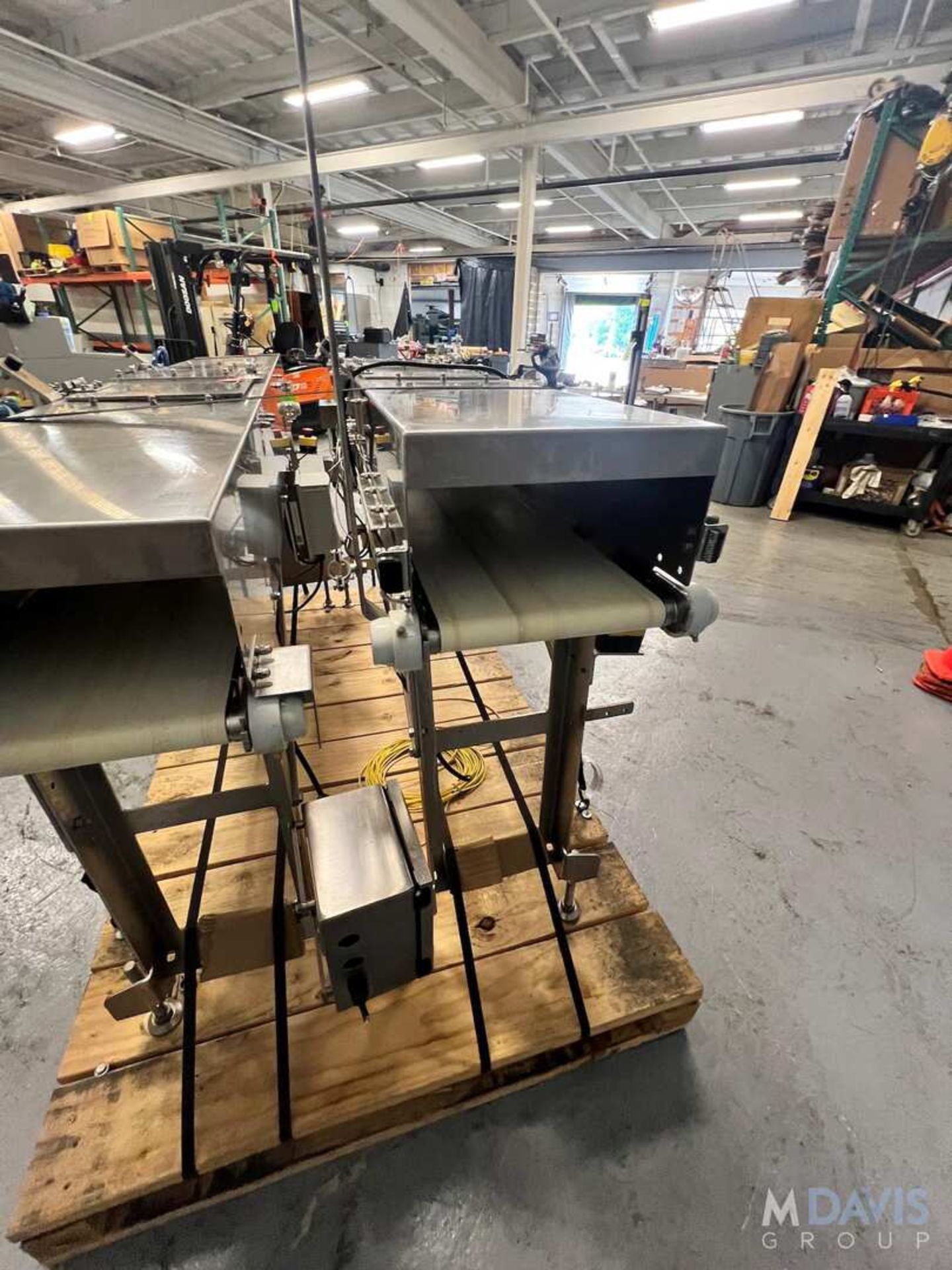 S/S CONVEYOR WITH LENZE AC TECH VARIABLE SPEED CONTROLLER, APPROX. 80 IN. L X 12 IN. W, WITH MARATHO - Image 5 of 12